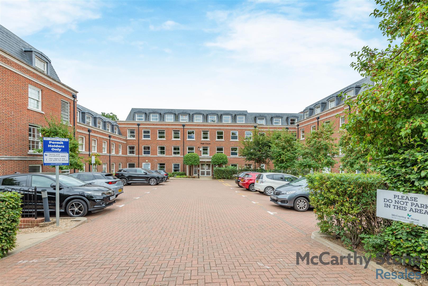Peel Court, College Way, Welwyn Garden City, Hertfordshire, AL8 6DG