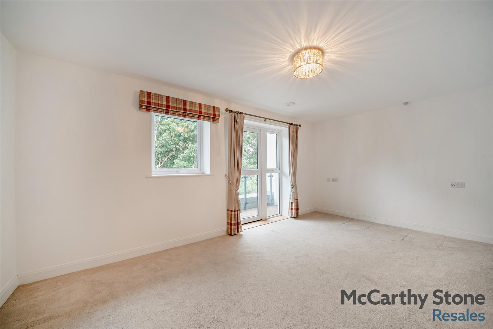 345 Reading Road, Henley-On-Thames