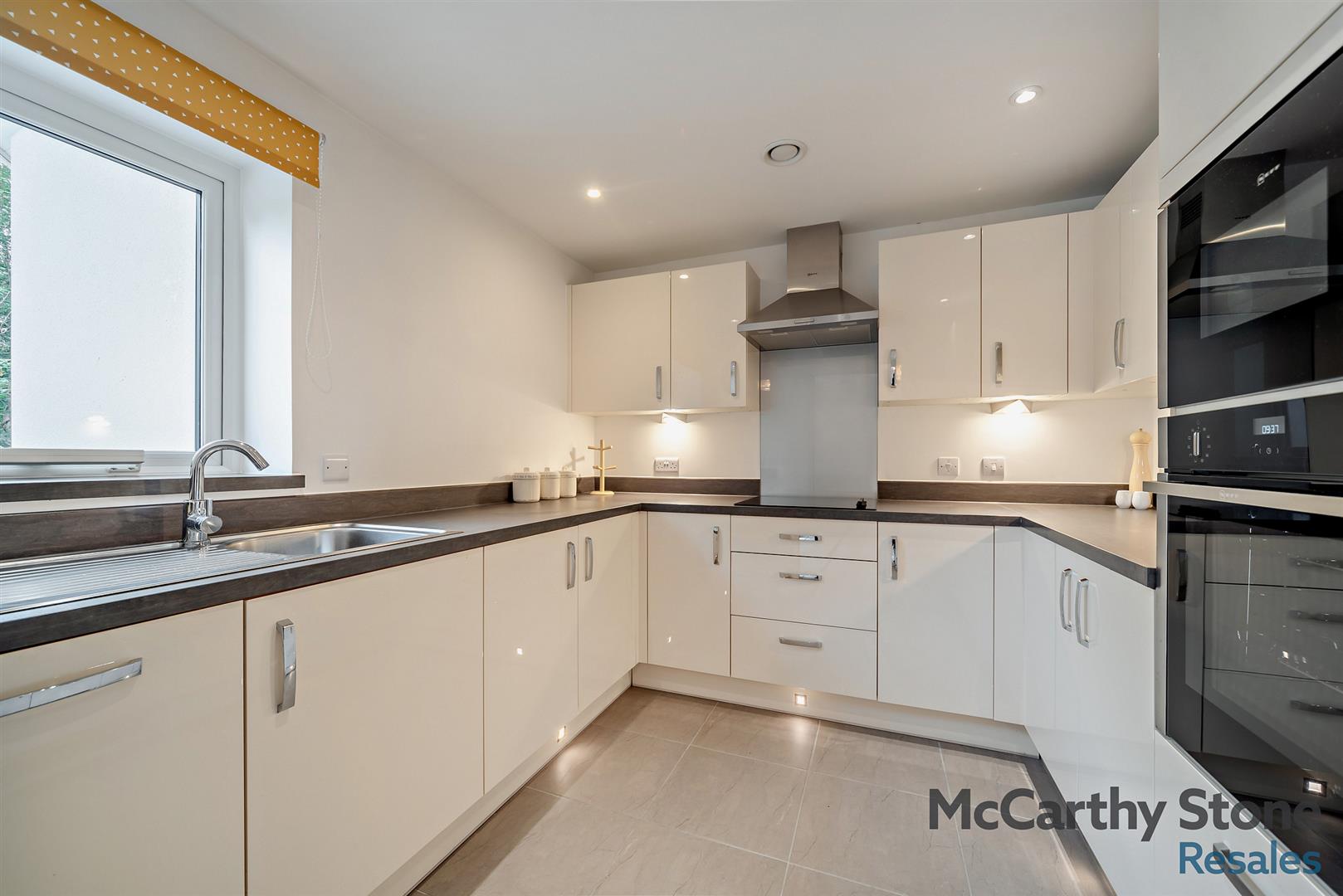 345 Reading Road, Henley-On-Thames