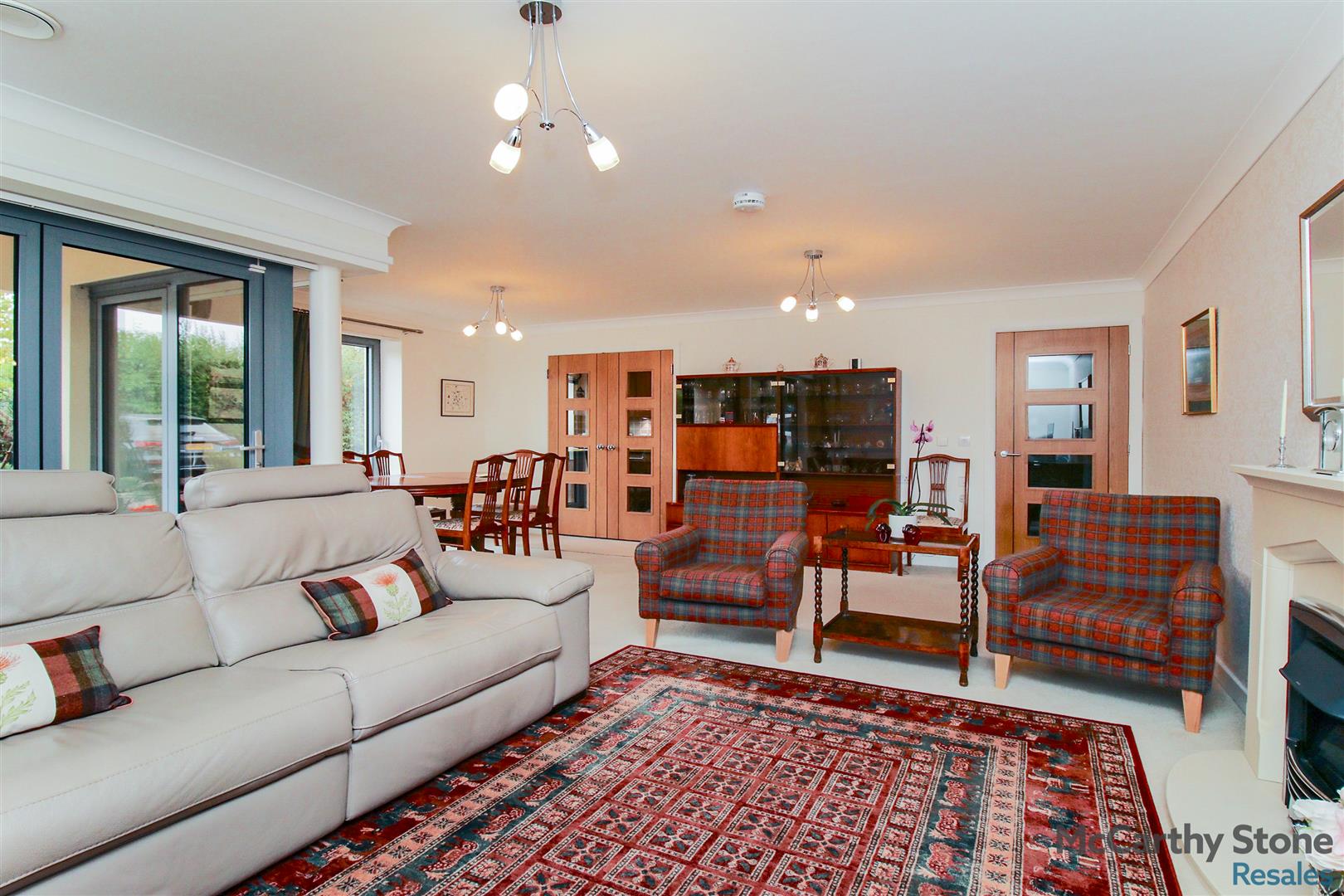 Merrilees Gate, Baberton Avenue, Juniper Green