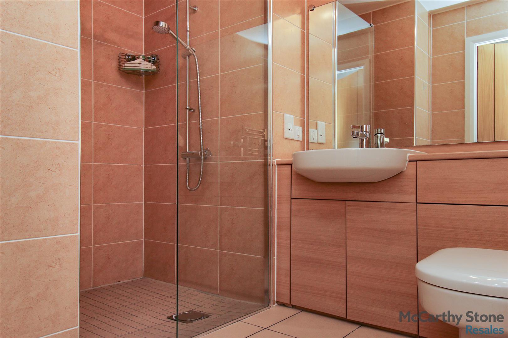 Merrilees Gate, Baberton Avenue, Juniper Green