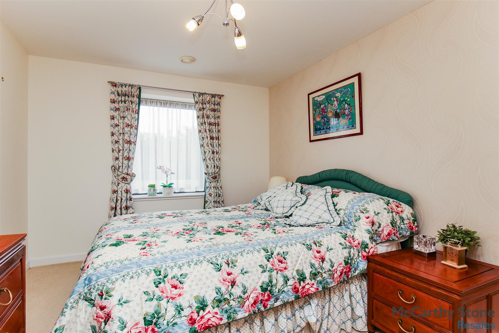 Merrilees Gate, Baberton Avenue, Juniper Green