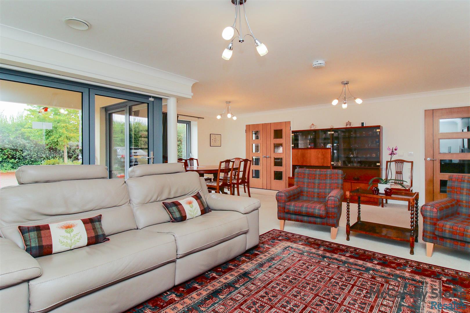 Merrilees Gate, Baberton Avenue, Juniper Green