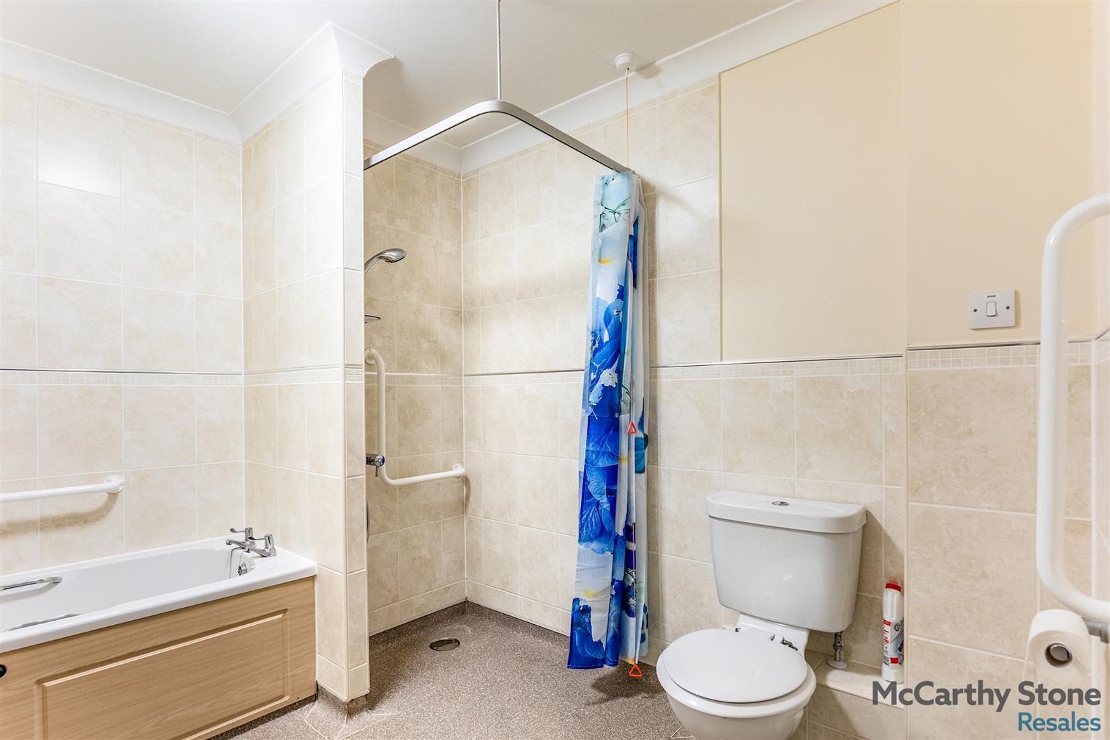 High Street South, Rushden, Northamptonshire, NN10 0FR