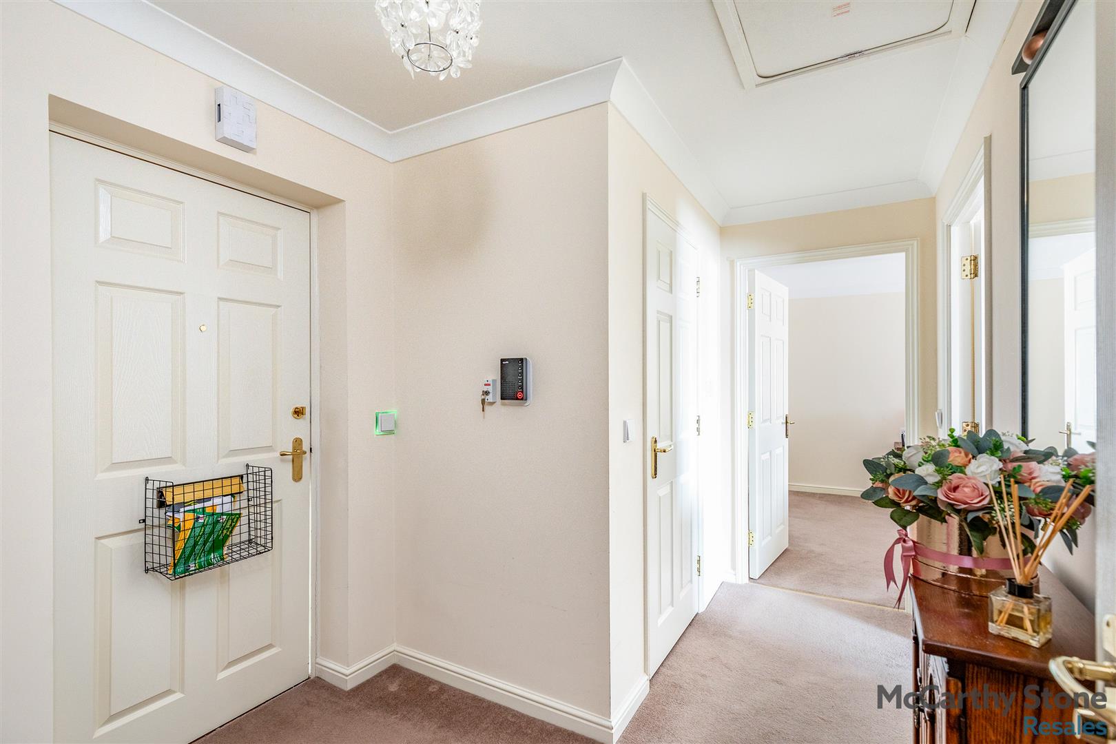 High Street South, Rushden, Northamptonshire, NN10 0FR