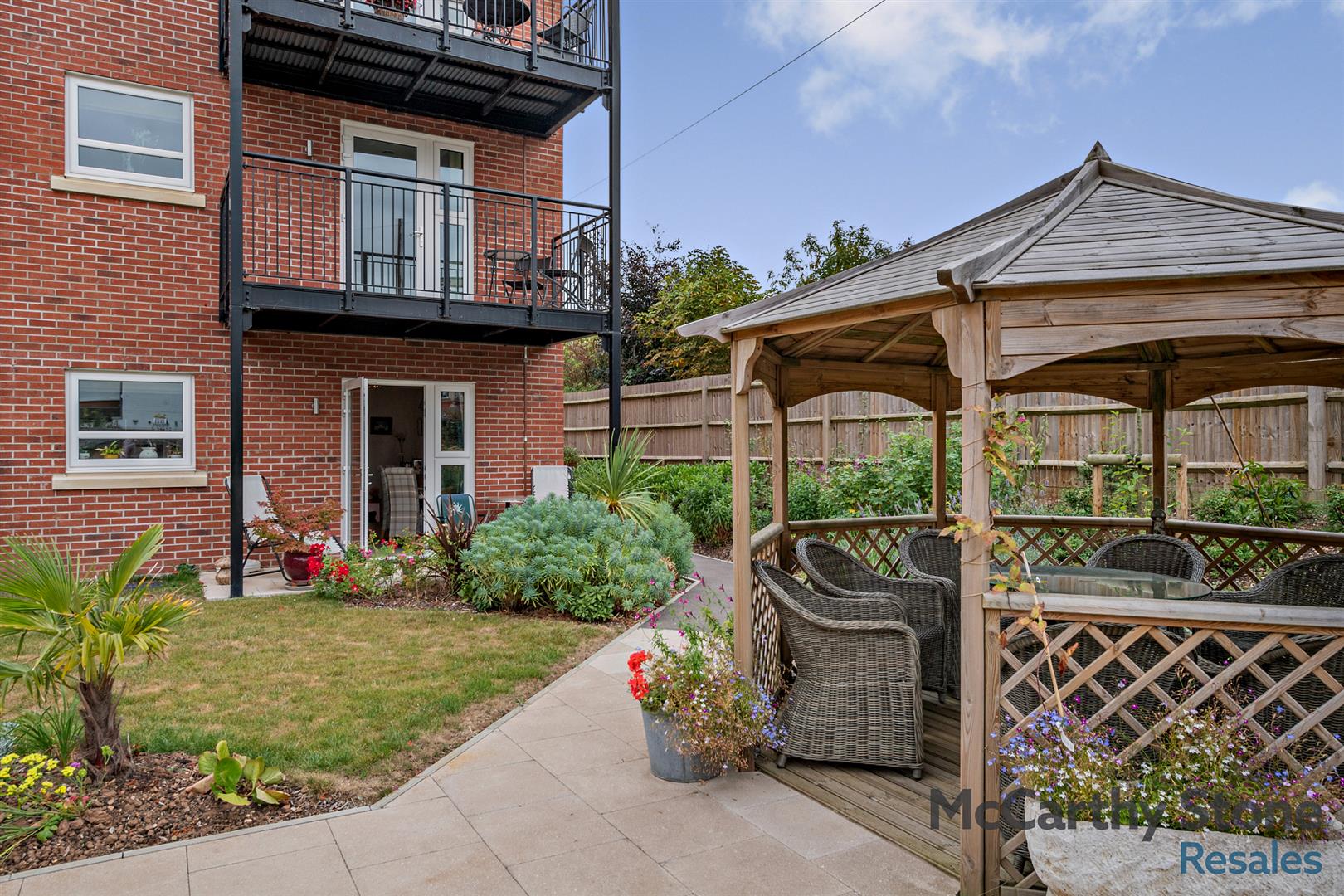 Foxglove Place, Willand Road, Cullompton