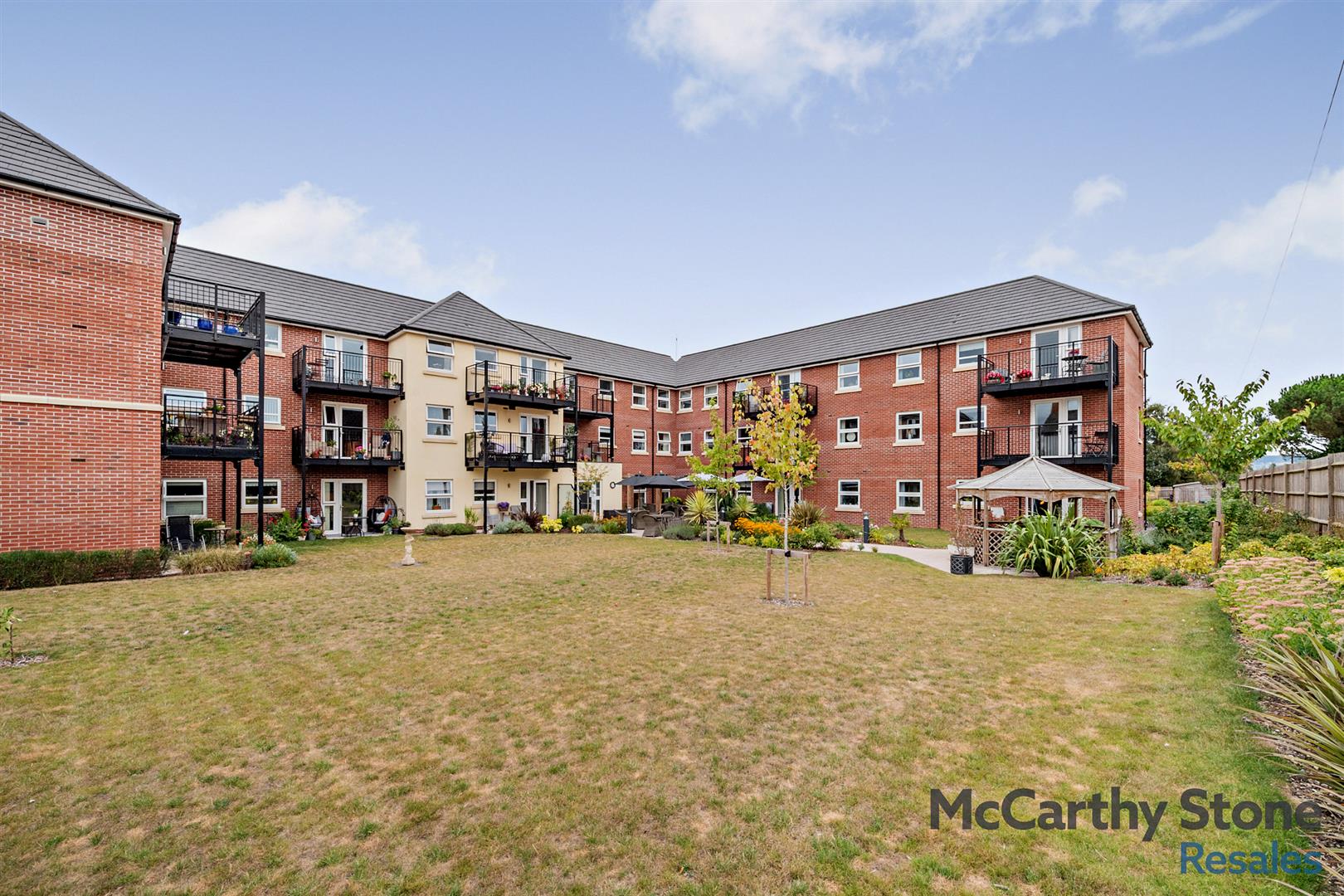 Foxglove Place, Willand Road, Cullompton