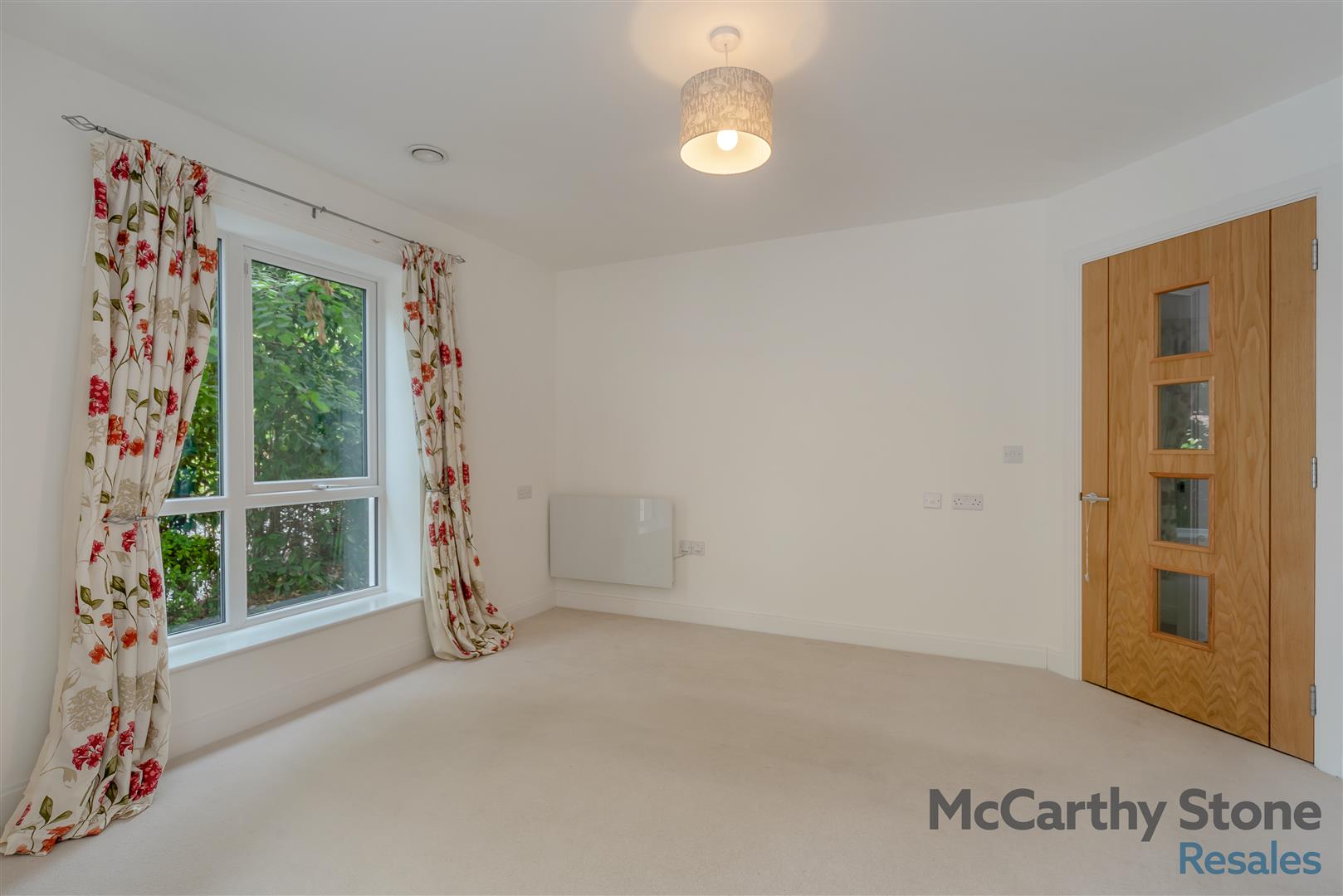 Birch Place, Dukes Ride, Crowthorne, Berkshire, RG45 6GT