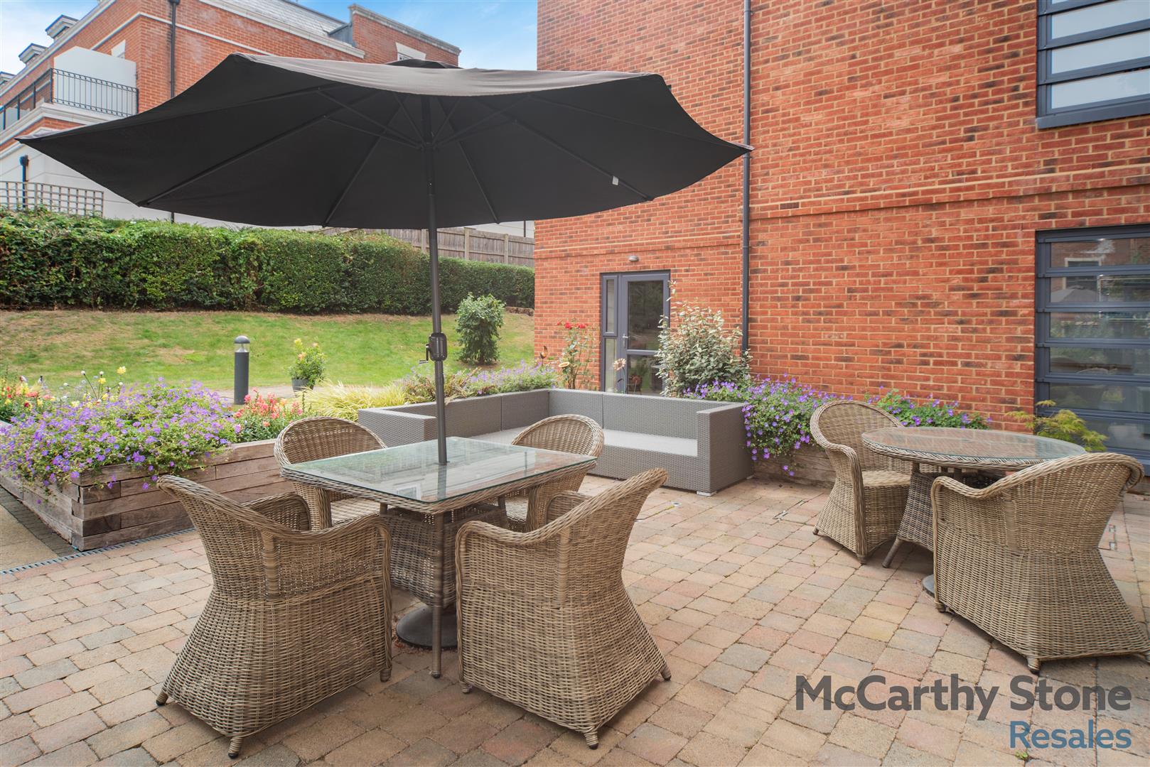 Birch Place, Dukes Ride, Crowthorne, Berkshire, RG45 6GT