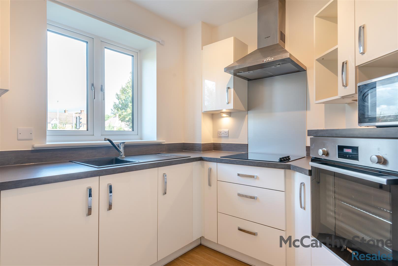 Island View, Basingstoke, RG23 7GU