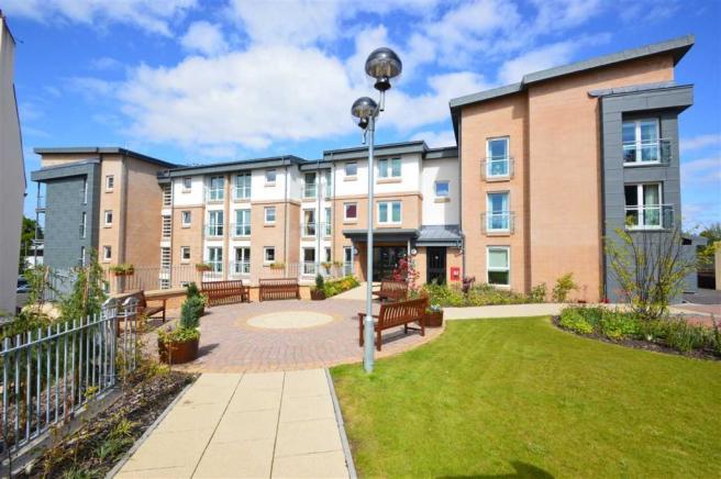 Lauder Court, Staneacre Park, Hamilton