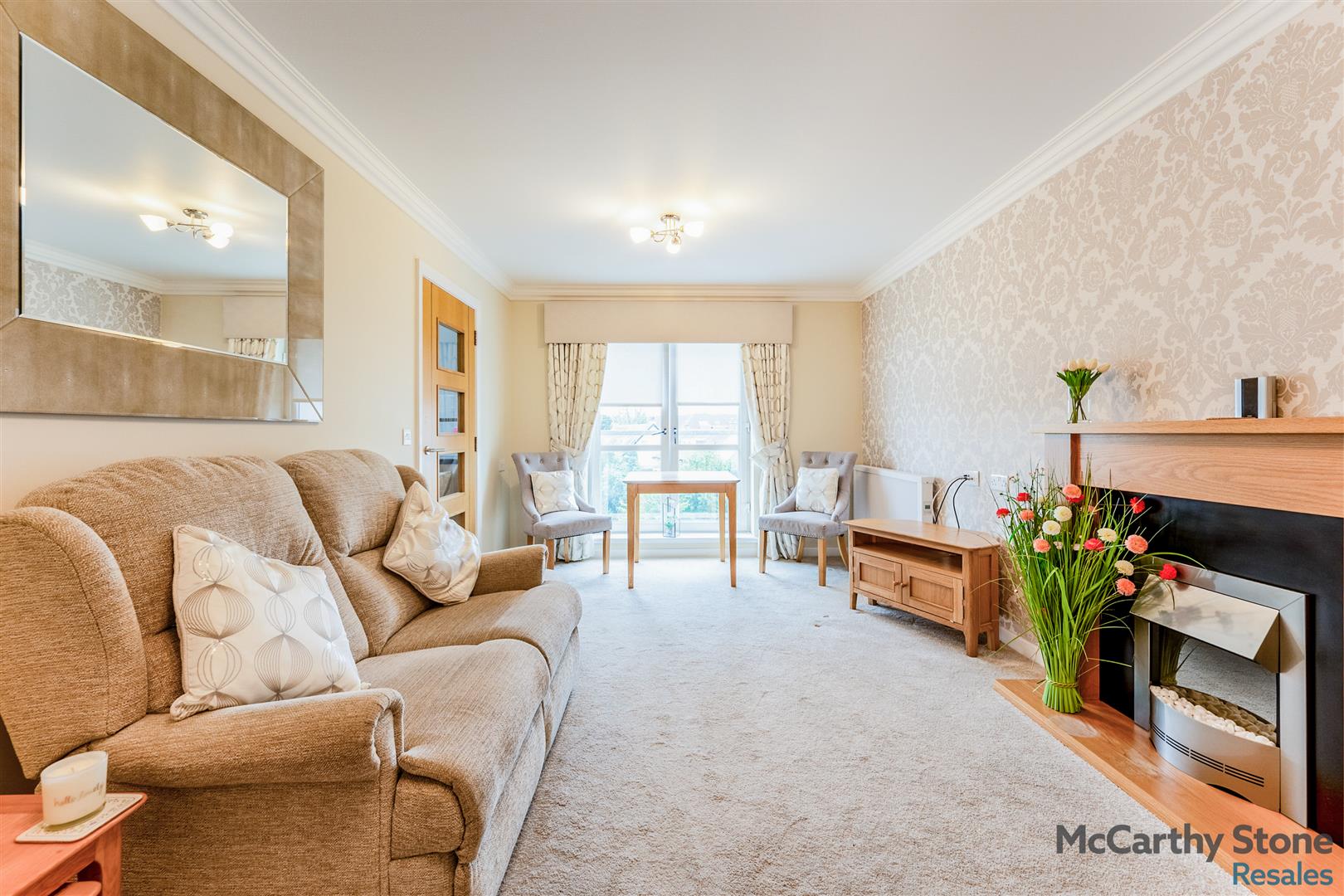 Lauder Court, Staneacre Park, Hamilton