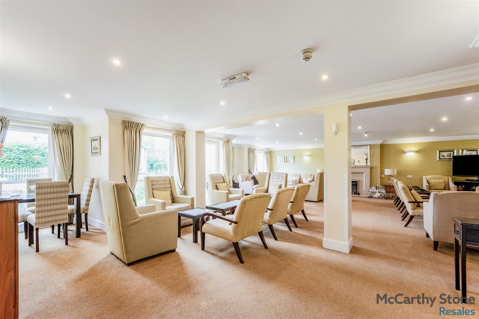 Lauder Court, Staneacre Park, Hamilton