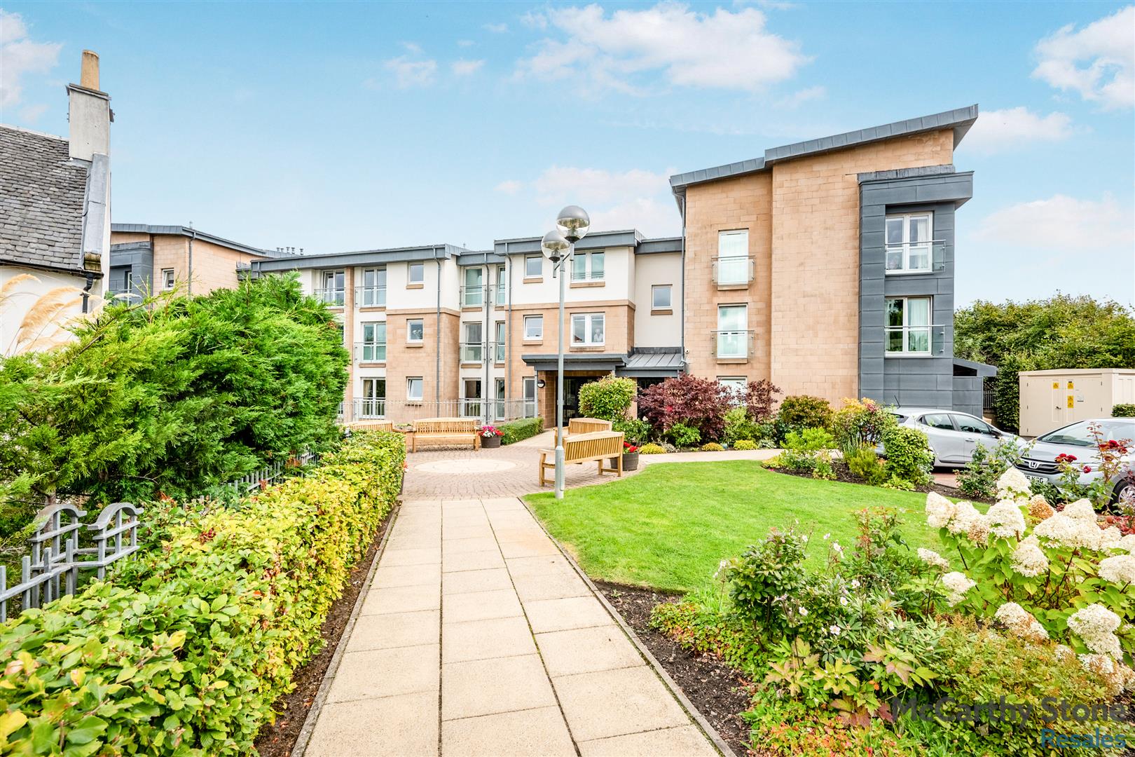 Lauder Court, Staneacre Park, Hamilton