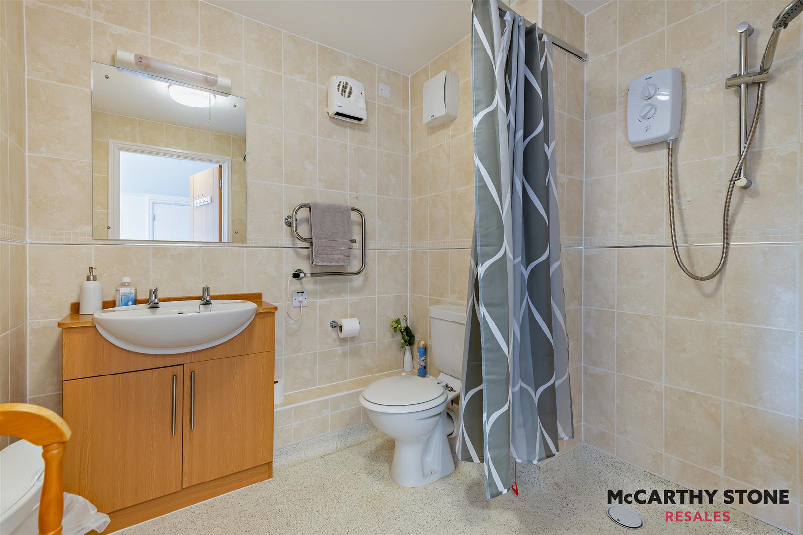 Cherret Court, Ringwood Road, Ferndown, BH22 9FE