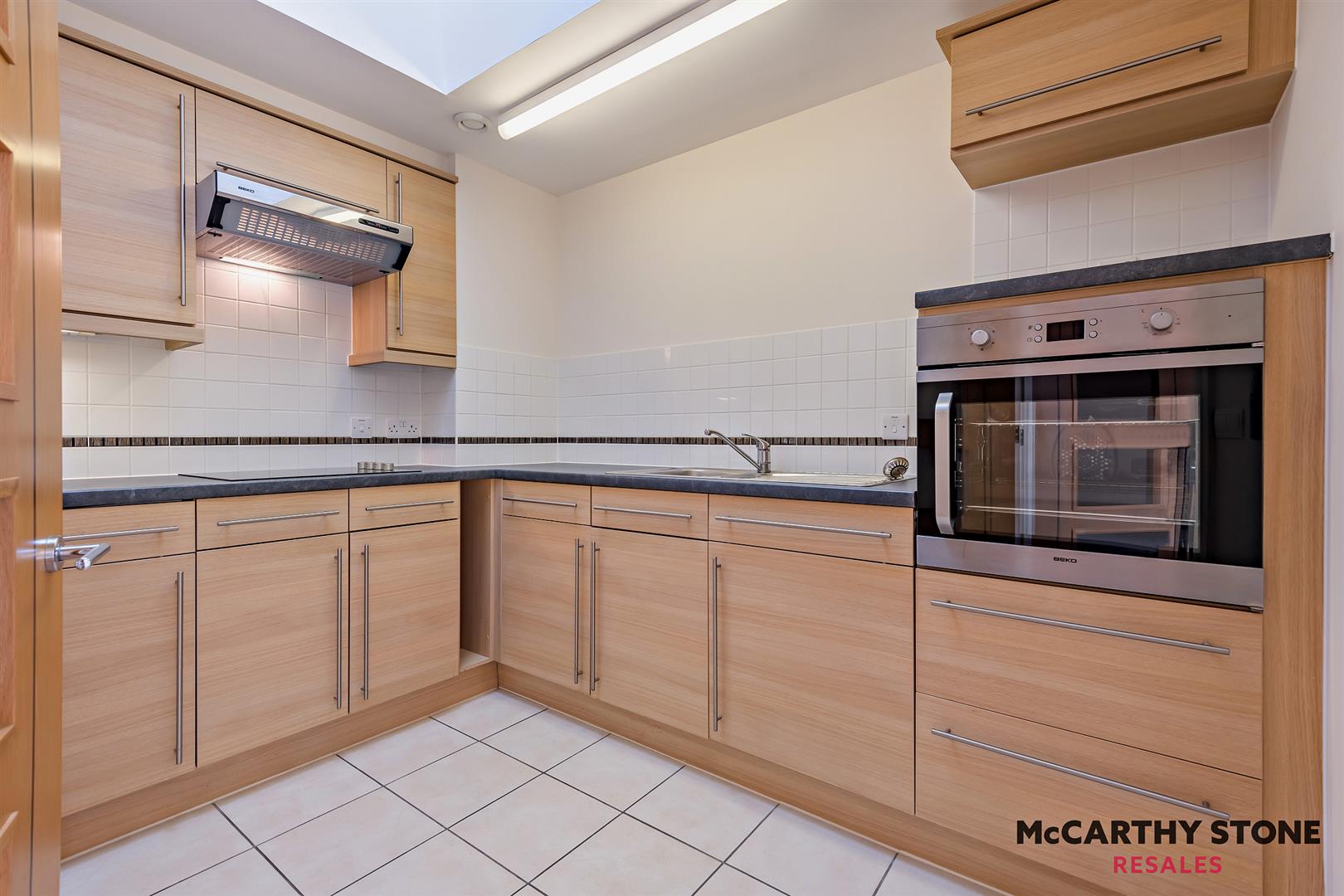 Cherret Court, Ringwood Road, Ferndown, BH22 9FE