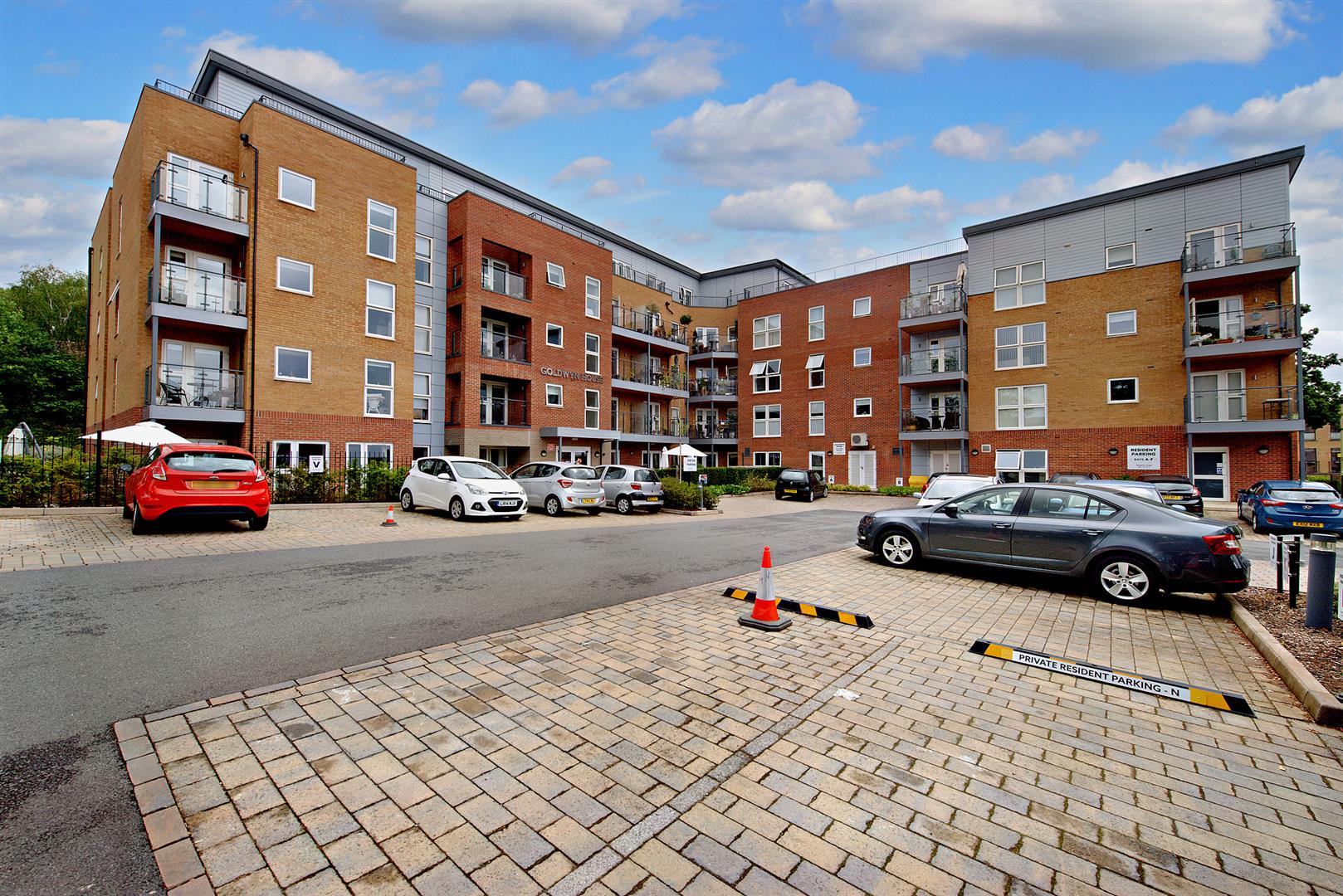 Studio Way, Borehamwood