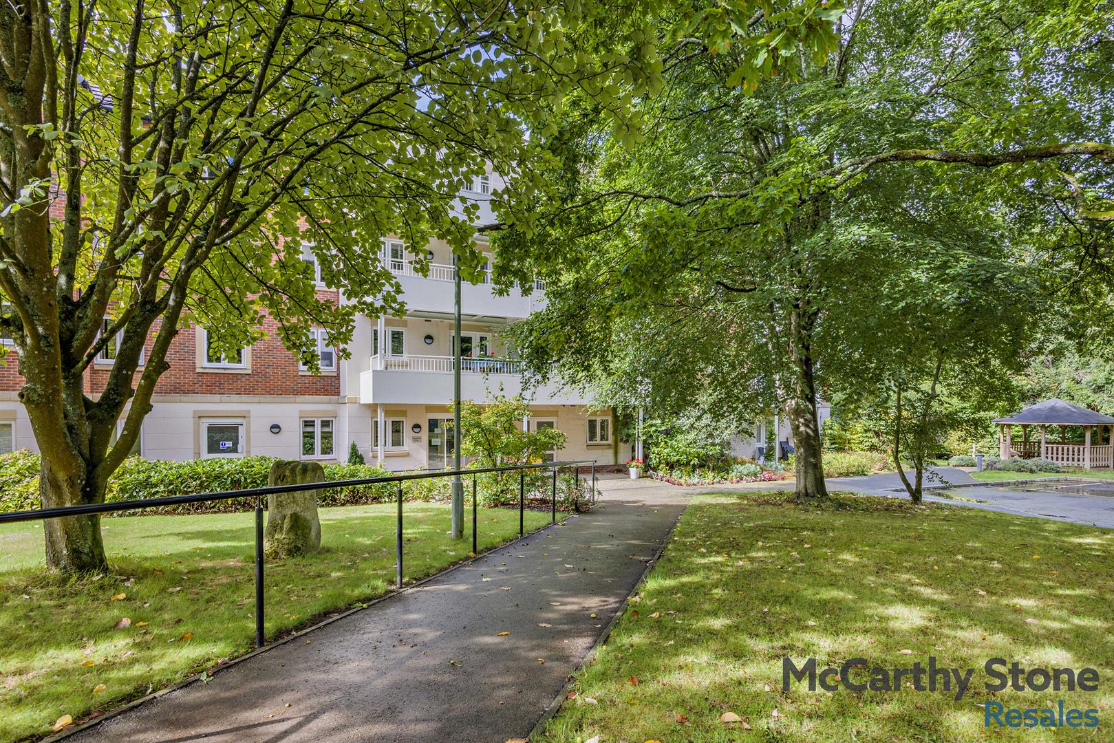 Shackleton Place, Devizes, Wiltshire, SN10 2GZ