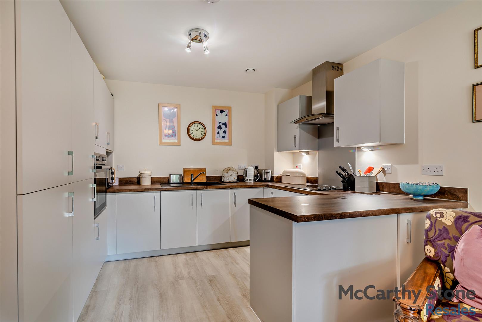 Summer Court, Burley In Wharfedale