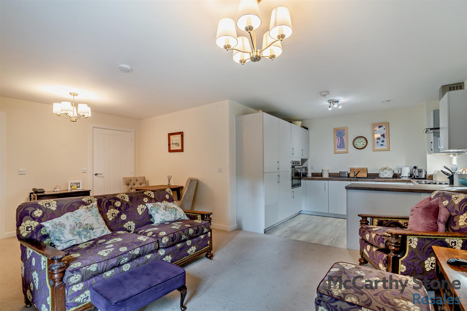 Summer Court, Burley In Wharfedale