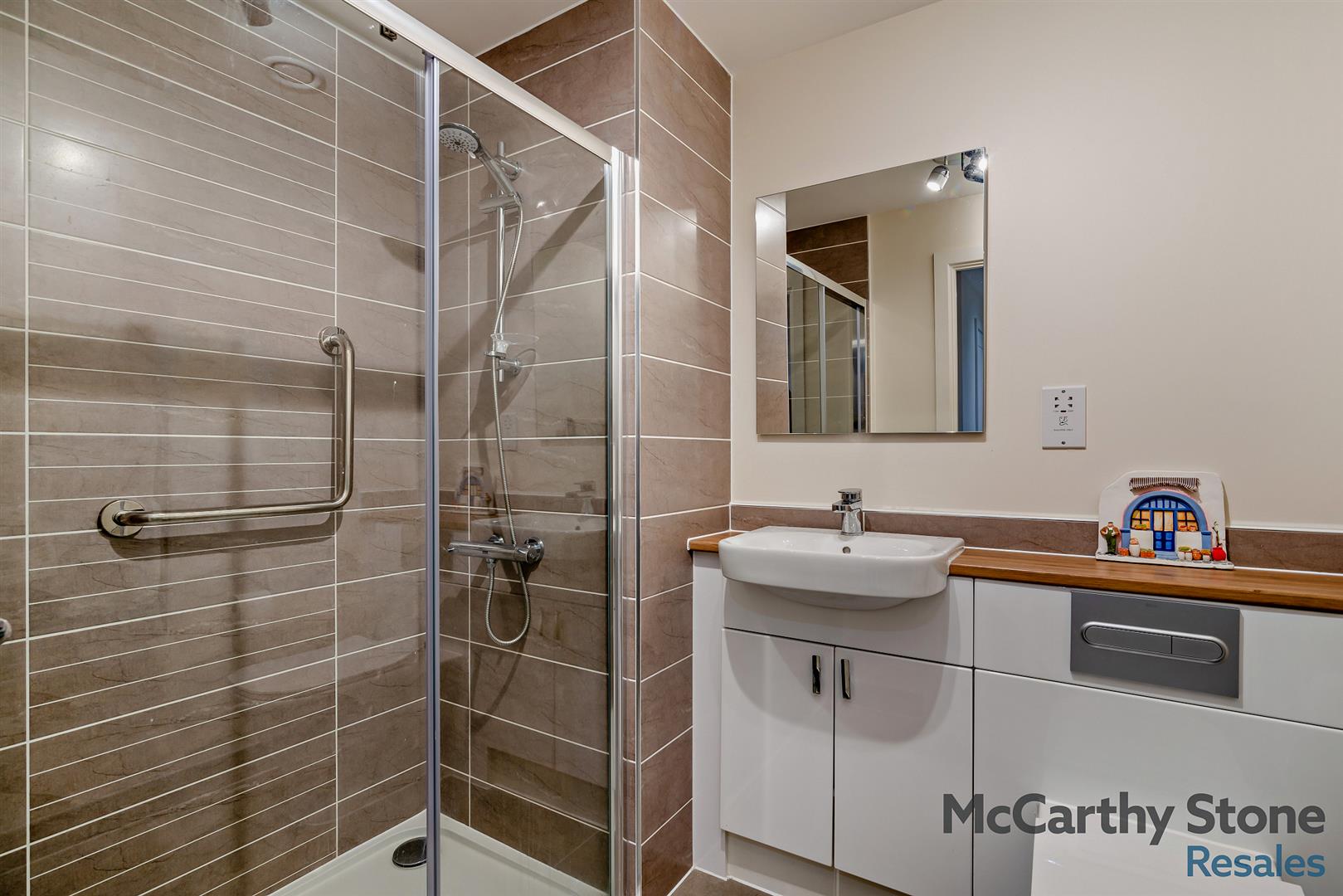 Summer Court, Burley In Wharfedale