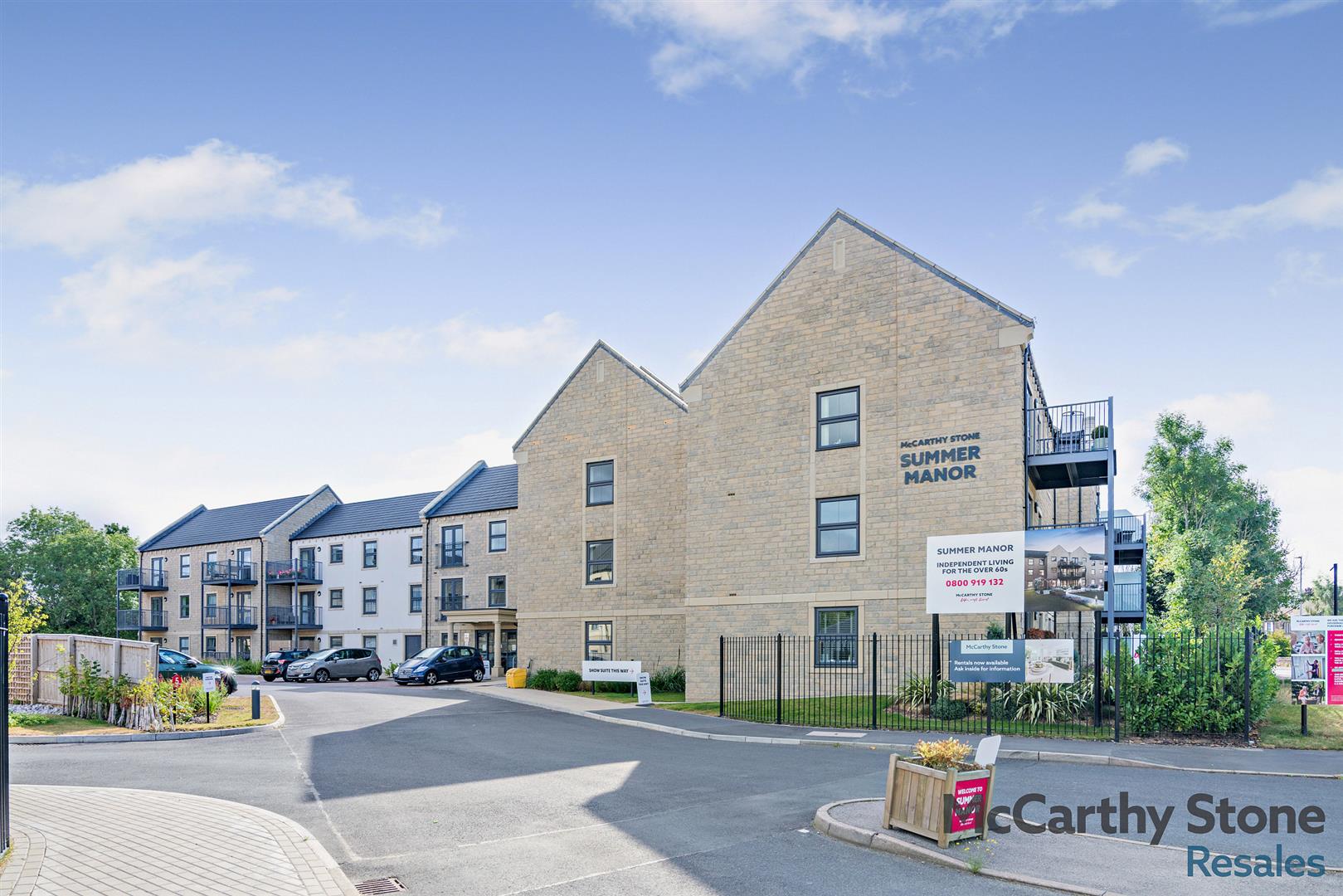 Summer Court, Burley In Wharfedale