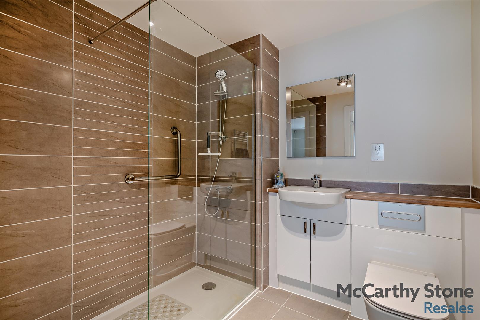 Summer Court, Burley In Wharfedale