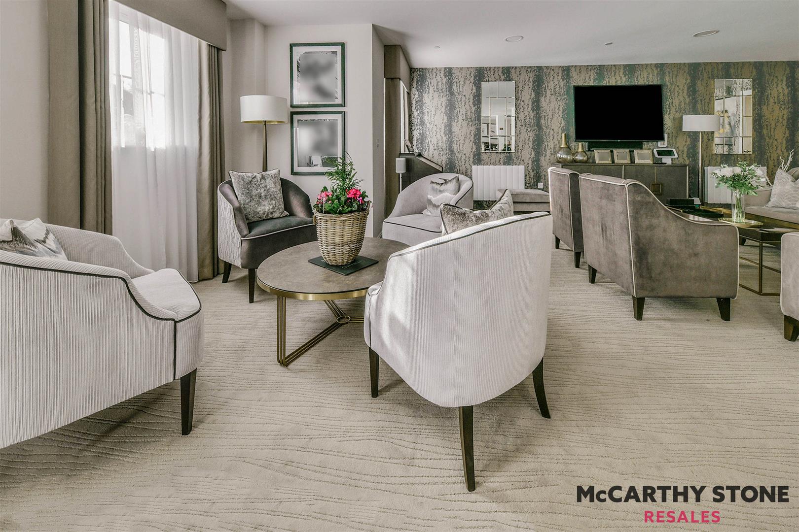 Lowe House, London Road, Knebworth