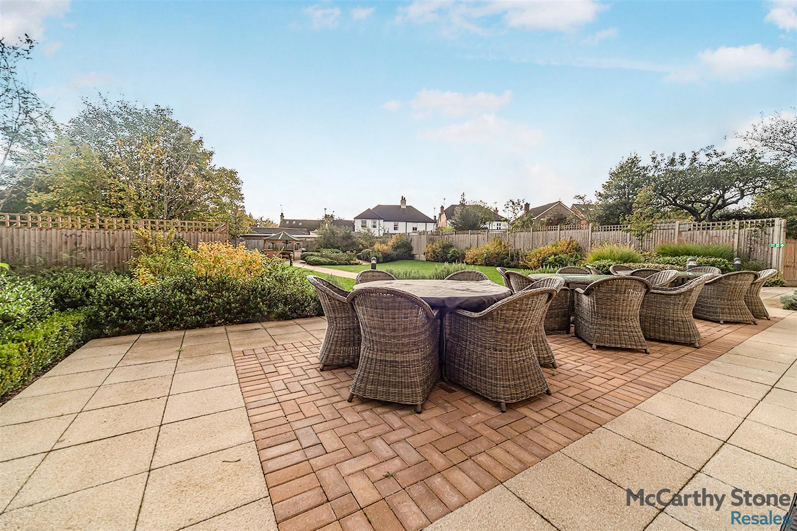 Lowe House, London Road, Knebworth