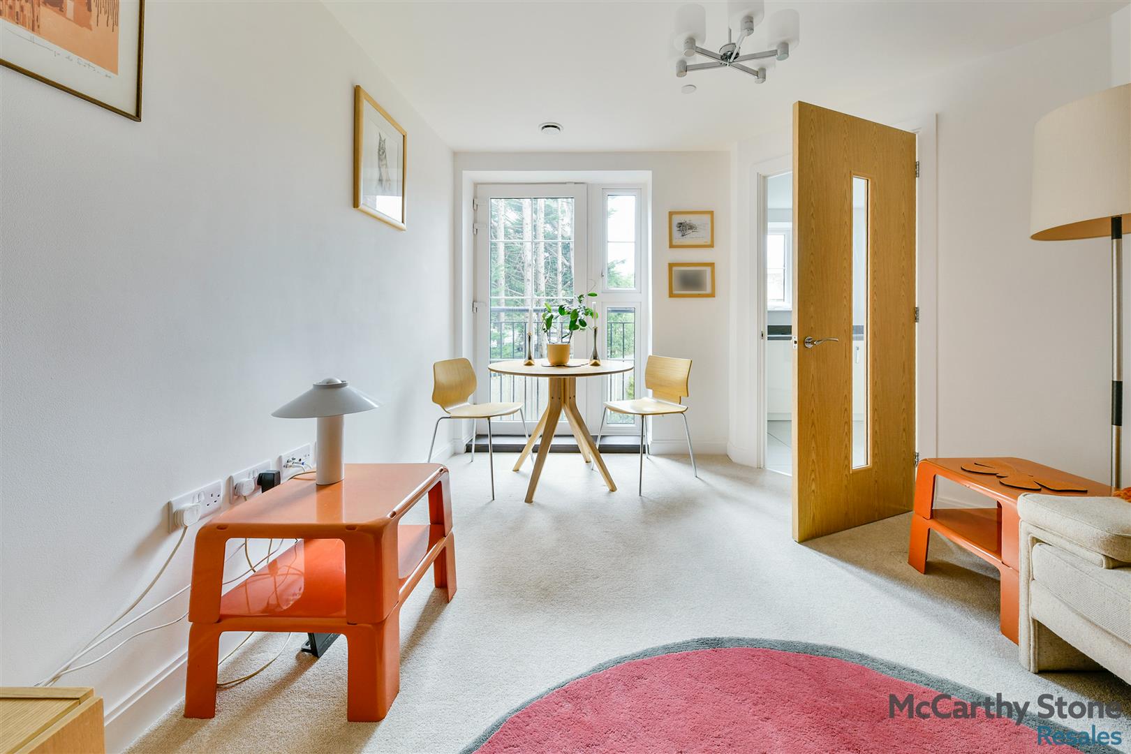 Lowe House, London Road, Knebworth