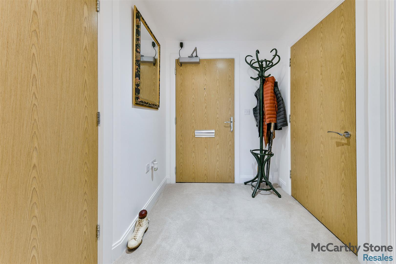 Lowe House, London Road, Knebworth