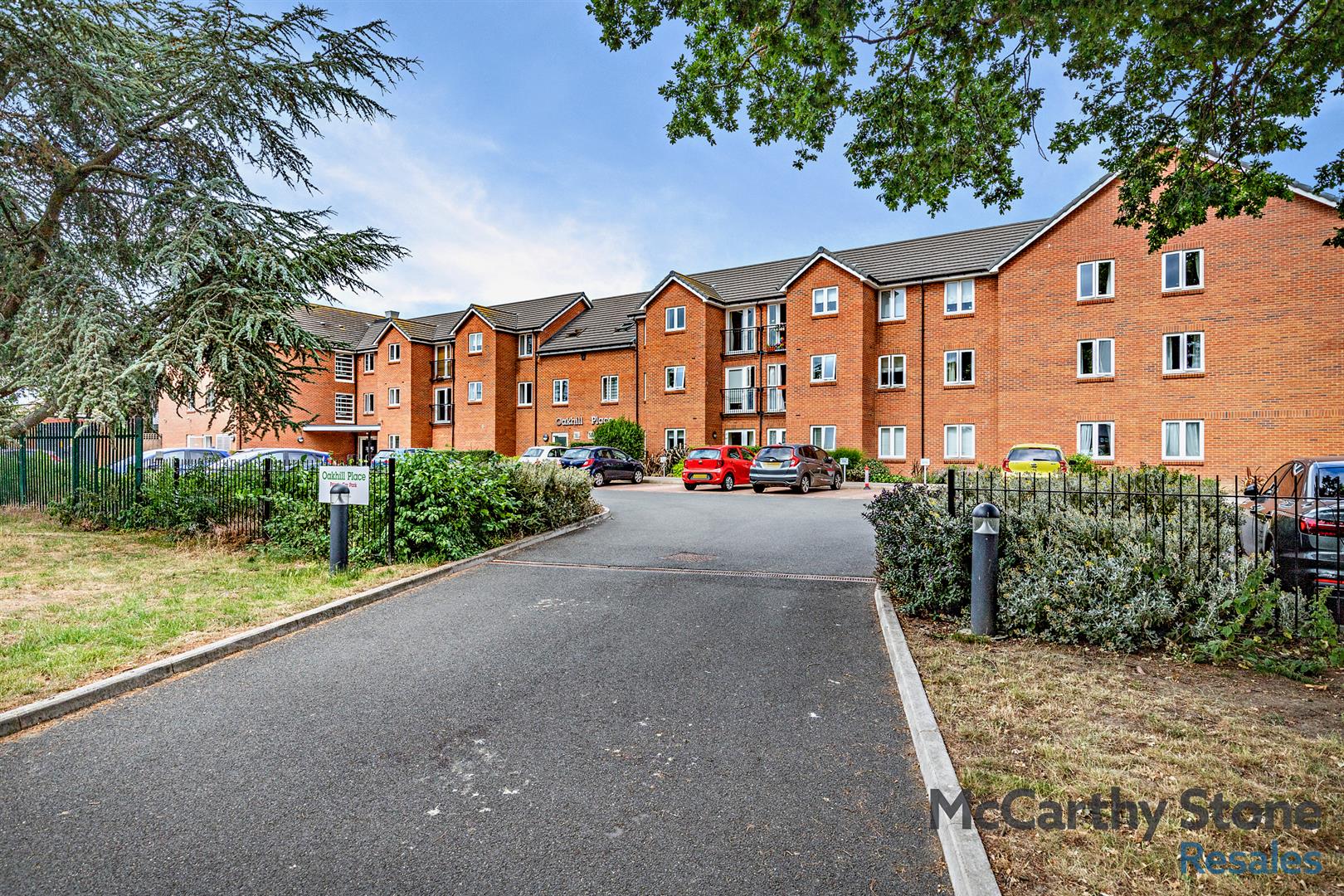 Oakhill Place, High View, Bedford, Bedfordshire, MK41 8FB