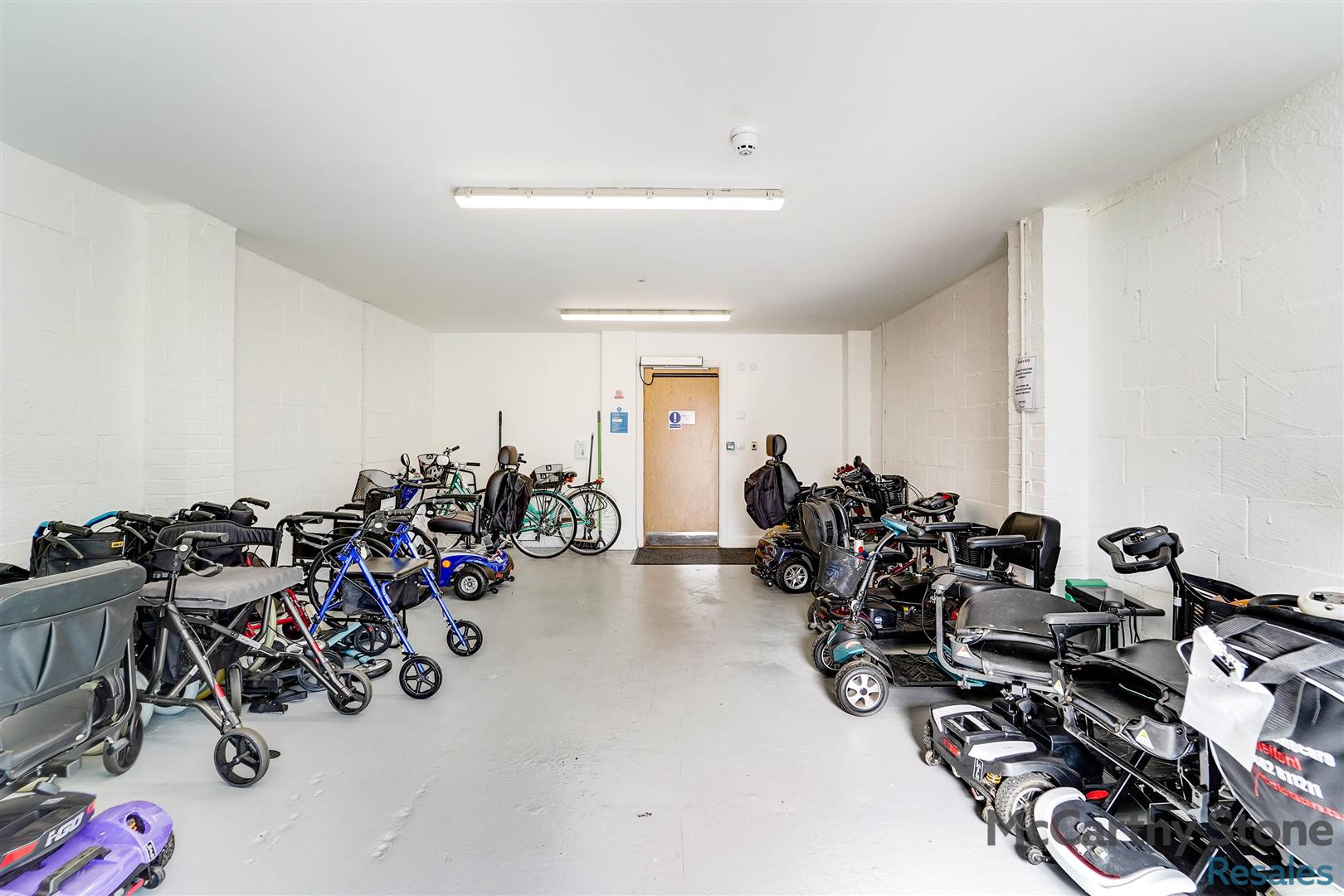 Oakhill Place, High View, Bedford, Bedfordshire, MK41 8FB