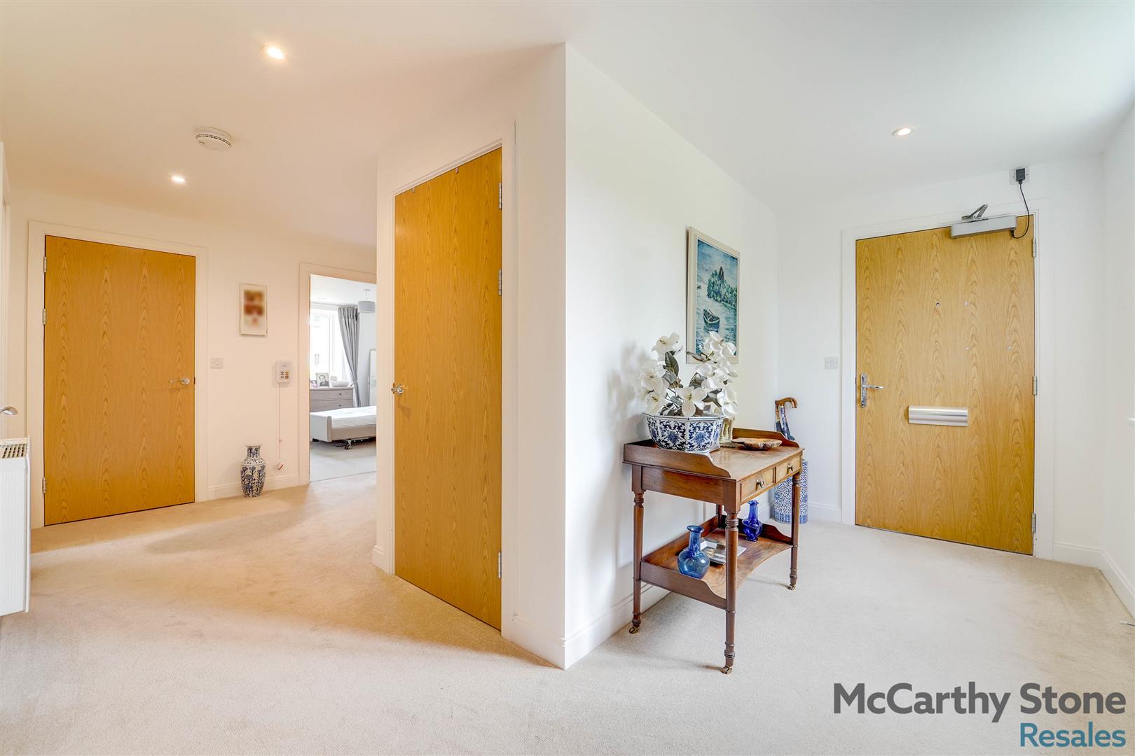 Oakhill Place, High View, Bedford, Bedfordshire, MK41 8FB