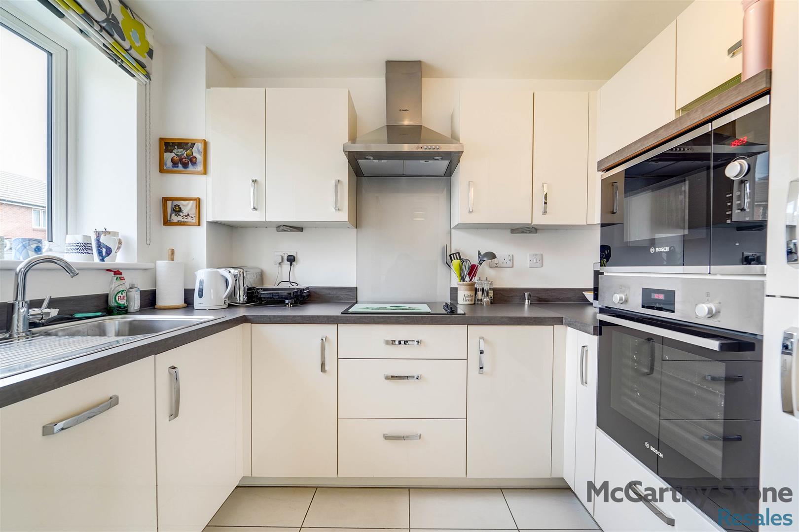 Oakhill Place, High View, Bedford, Bedfordshire, MK41 8FB