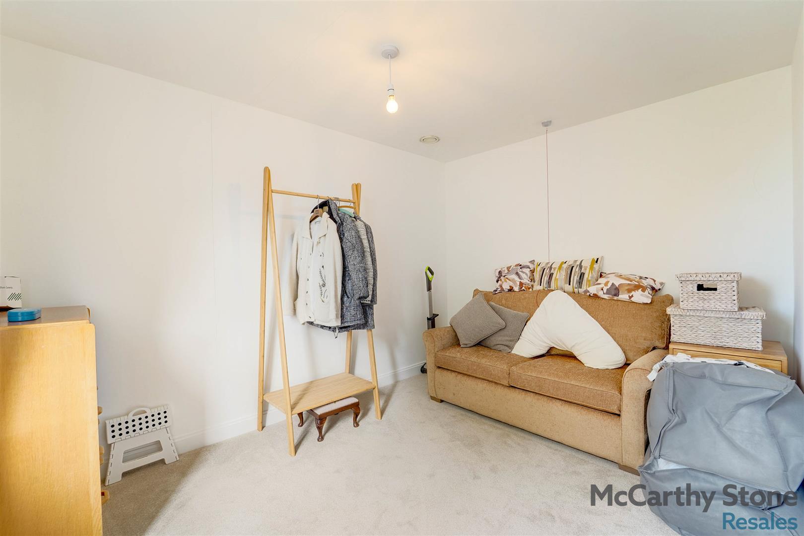 Oakhill Place, High View, Bedford, Bedfordshire, MK41 8FB