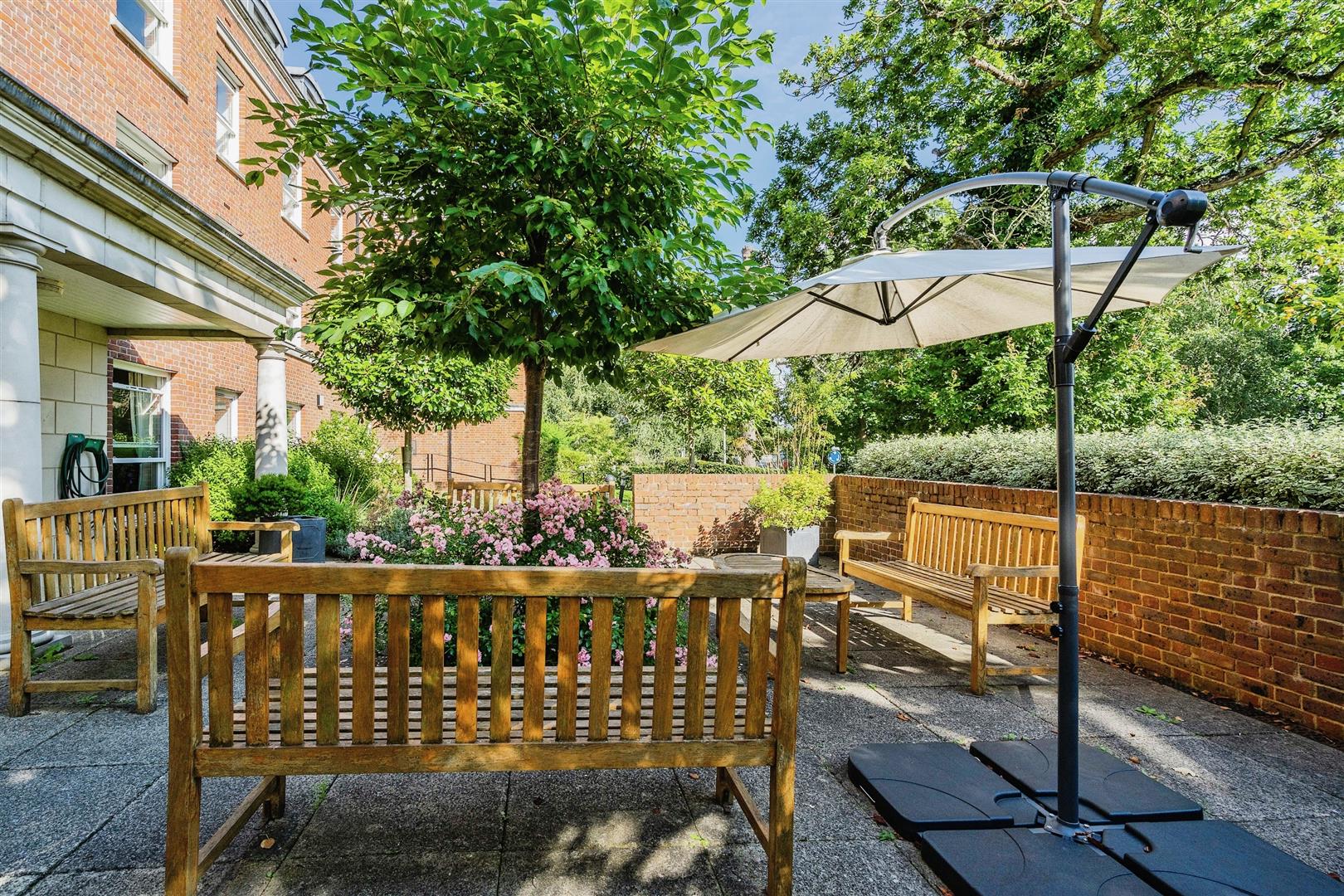 Peel Court, College Way, Welwyn Garden City, Hertfordshire, AL8 6DG