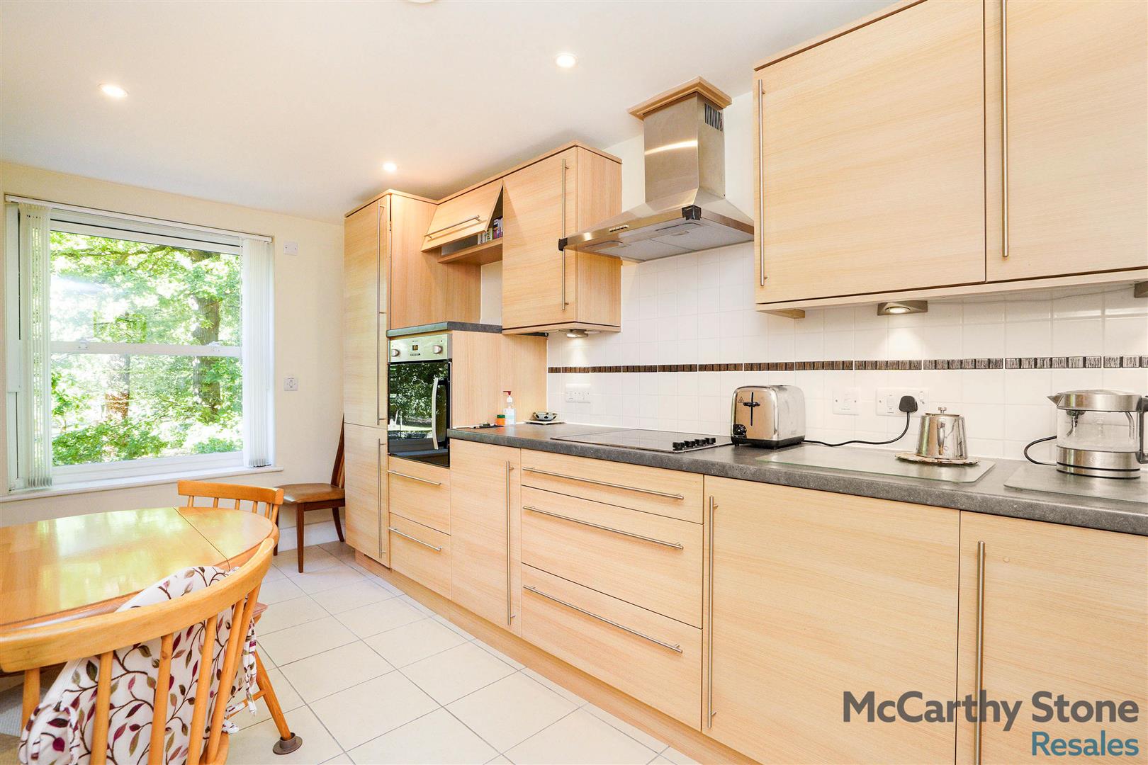 Peel Court, College Way, Welwyn Garden City, Hertfordshire, AL8 6DG