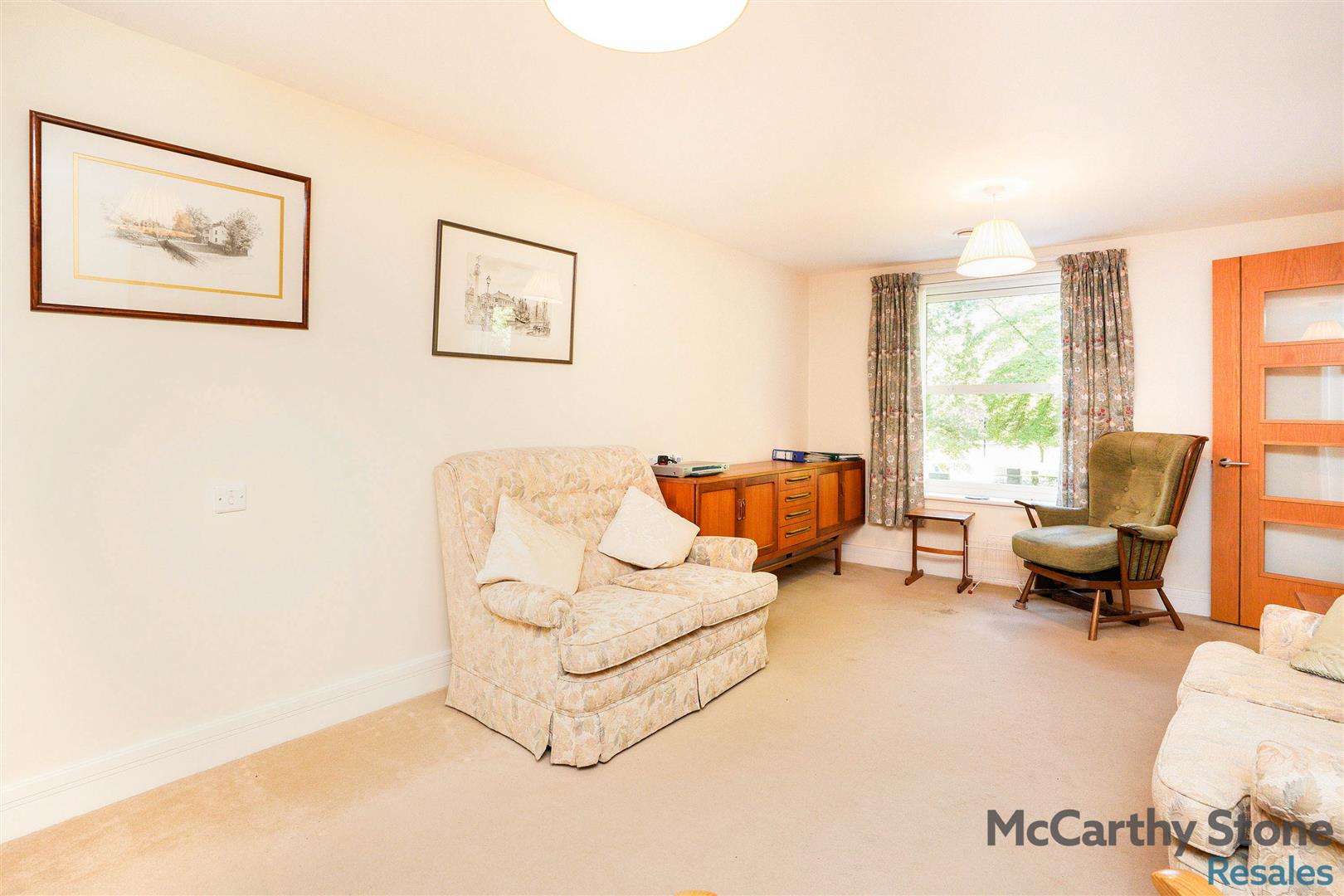 Peel Court, College Way, Welwyn Garden City, Hertfordshire, AL8 6DG