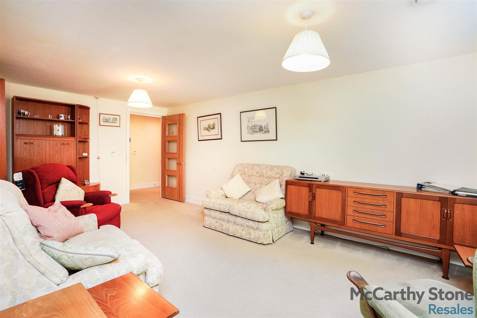 Peel Court, College Way, Welwyn Garden City, Hertfordshire, AL8 6DG