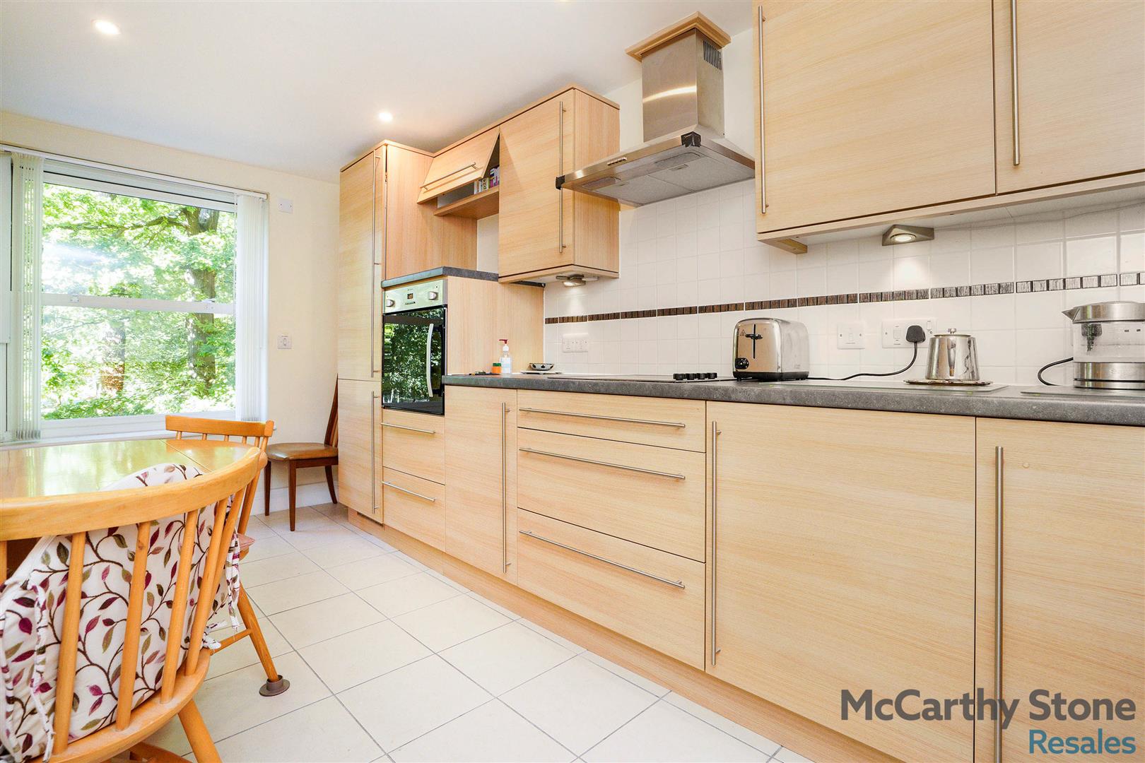 Peel Court, College Way, Welwyn Garden City, Hertfordshire, AL8 6DG