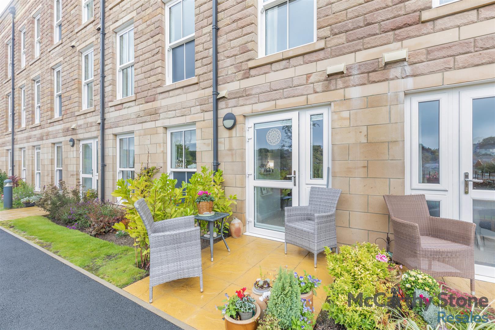 Devonshire Place, Station Road, Buxton