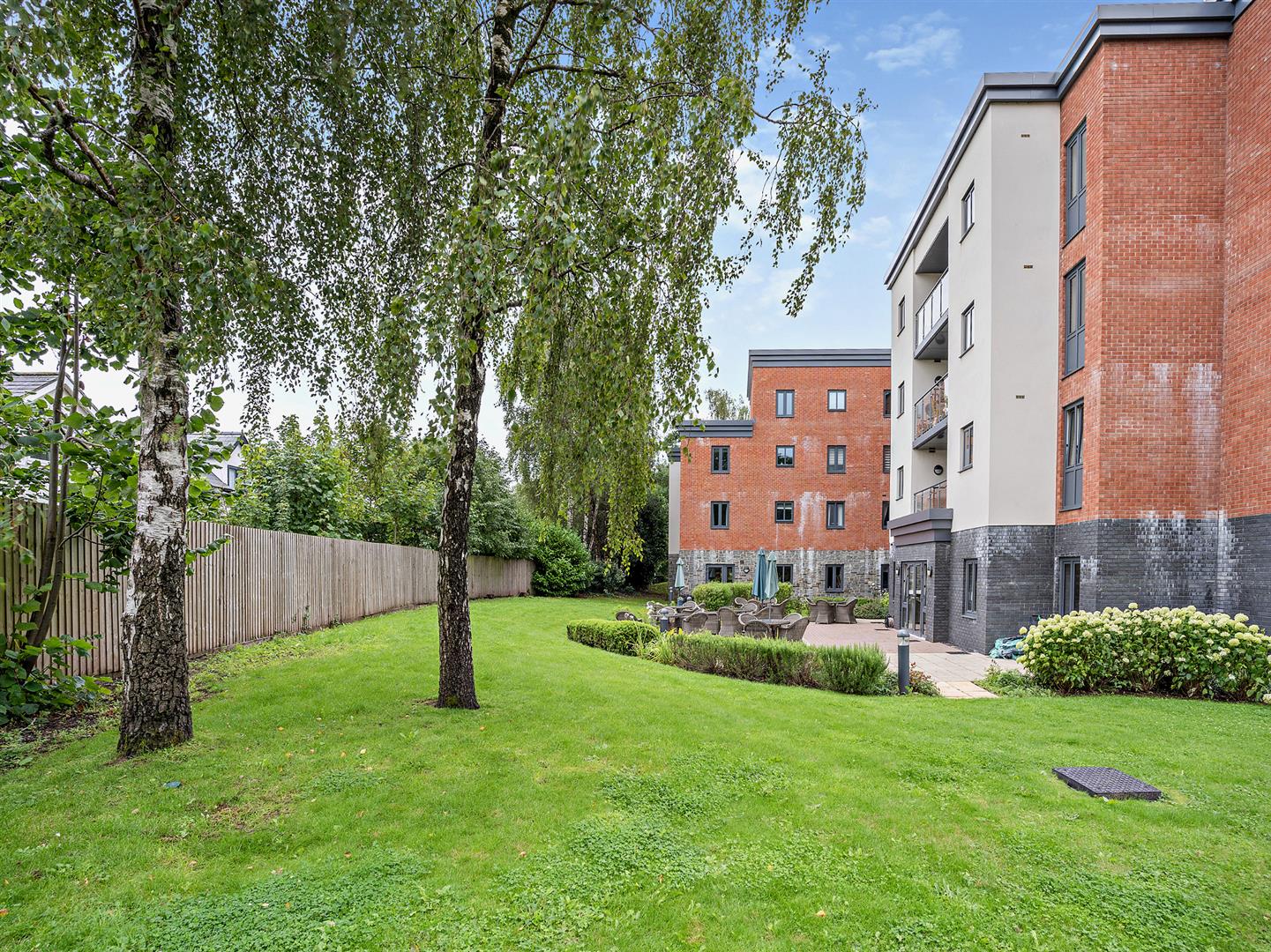 Llys Isan, Ilex Close, Llanishen, Cardiff, CF14 5DZ