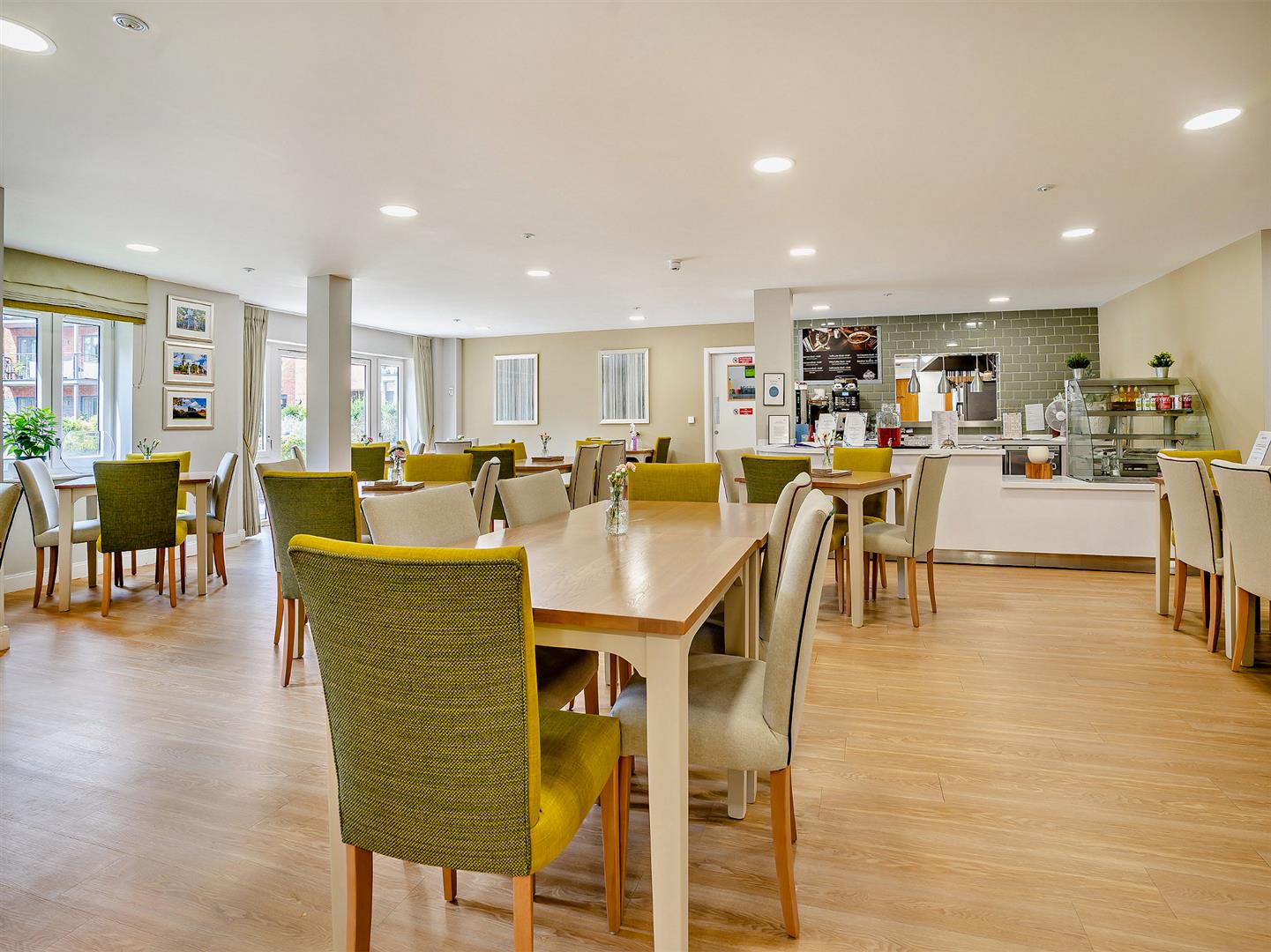 Llys Isan, Ilex Close, Llanishen, Cardiff, CF14 5DZ