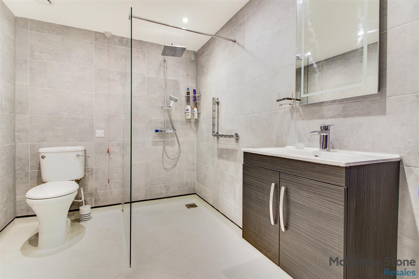 Peel Court, College Way, Welwyn Garden City, Hertfordshire, AL8 6DG