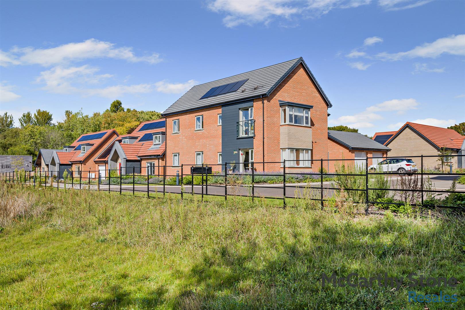 26 Strawberry Hill Gardens