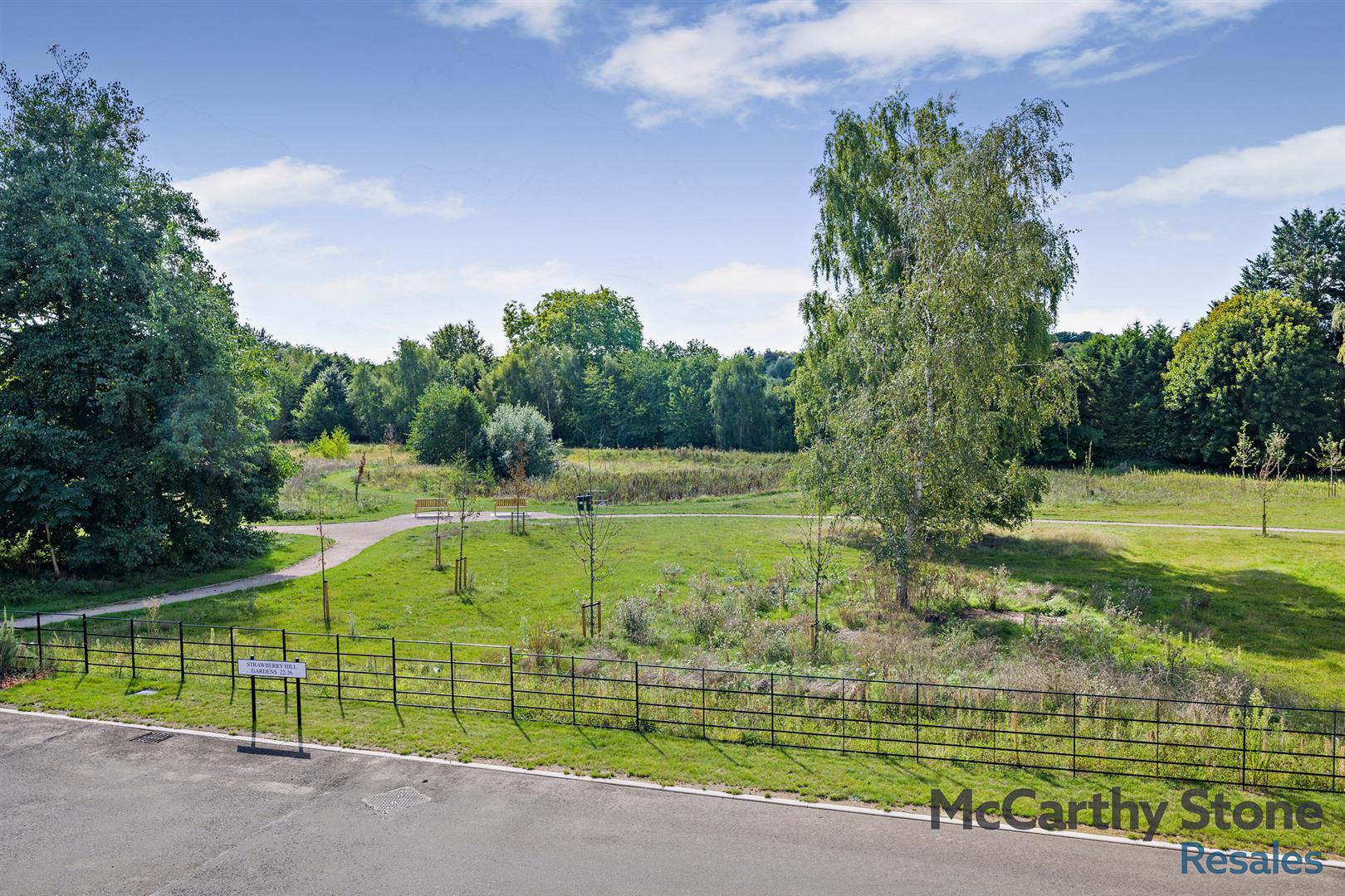 26 Strawberry Hill Gardens