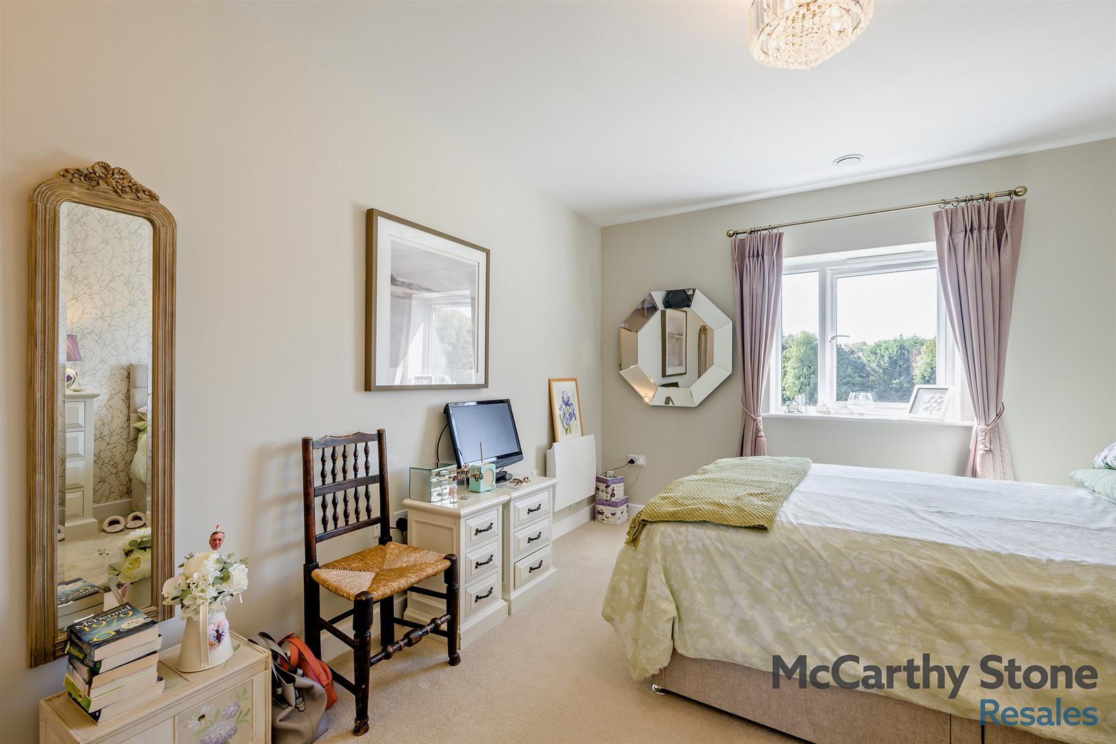 26 Strawberry Hill Gardens