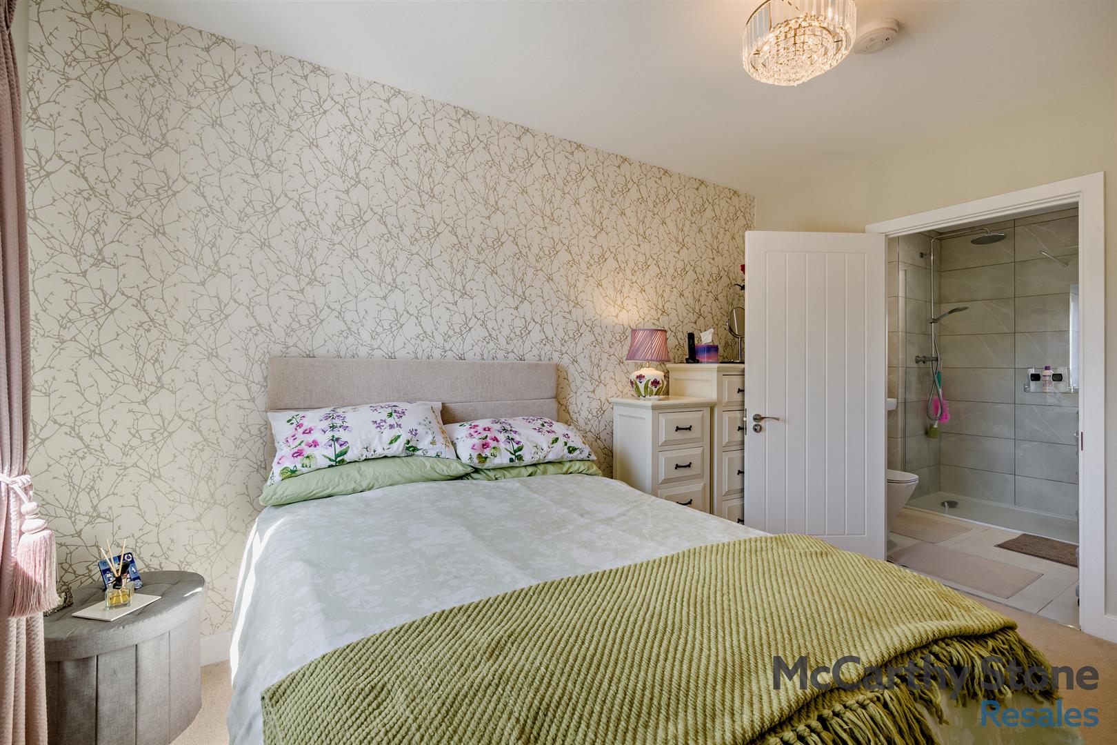 26 Strawberry Hill Gardens