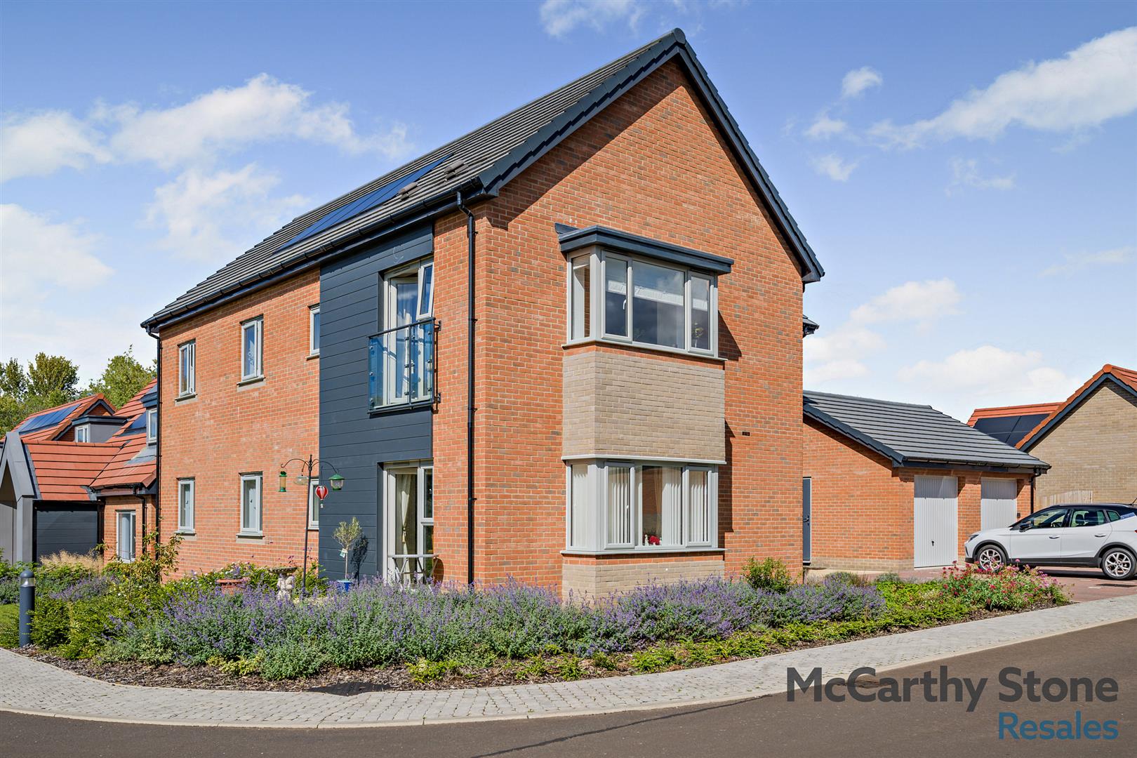 26 Strawberry Hill Gardens